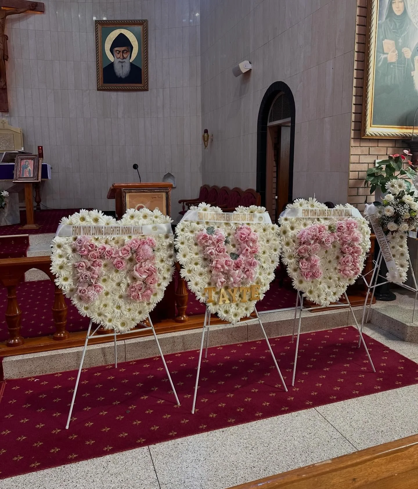 Made with love for Mum ❤️&rdquo;

	A heart full of flowers for the one who means everything &mdash; Mum ❤️🌸&rdquo;

Custom made funeral flower pieces 
Call us or pop in store to enquirer 

Shop 1 and shop 2
7-9 cross st Bankstown 
NSW 2200

04104108