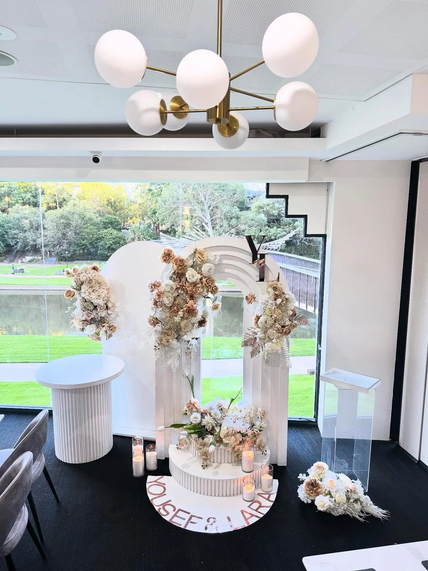 Happy engagement 

Call us or pop in store to enquire about your next event 

#simplydifferentflorist #floralevent #floristbankstown #eventdecorations 

Shop 1 and shop 2
7-9 cross st Bankstown 
NSW 2200

0410410870