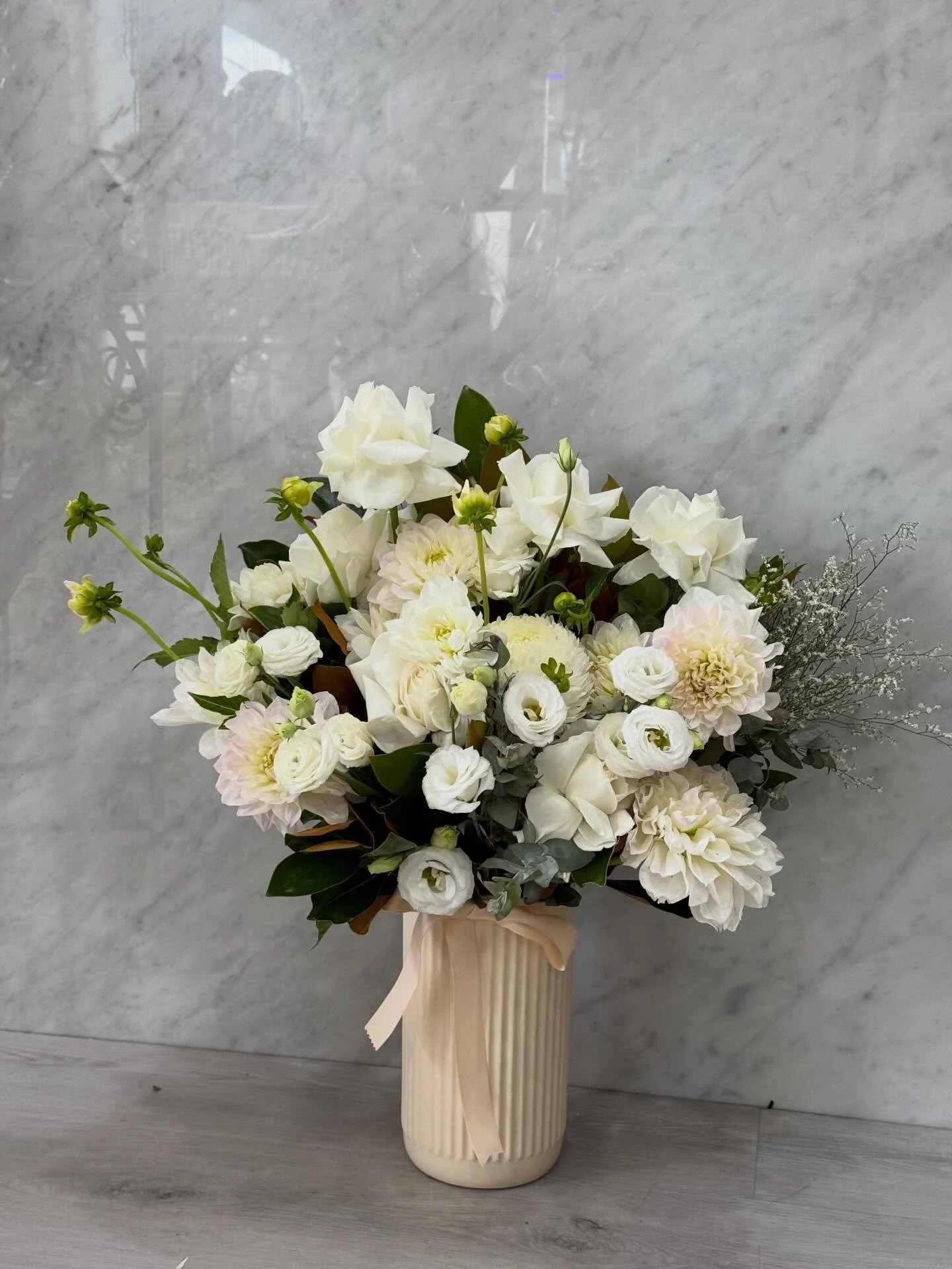 Floral arrangements for all occasions

#simplydifferentflorist #bankstownflorist #floralarrangements #florist 

Shop 1 and shop 2
7-9 cross st Bankstown 
NSW 2200

0410410870