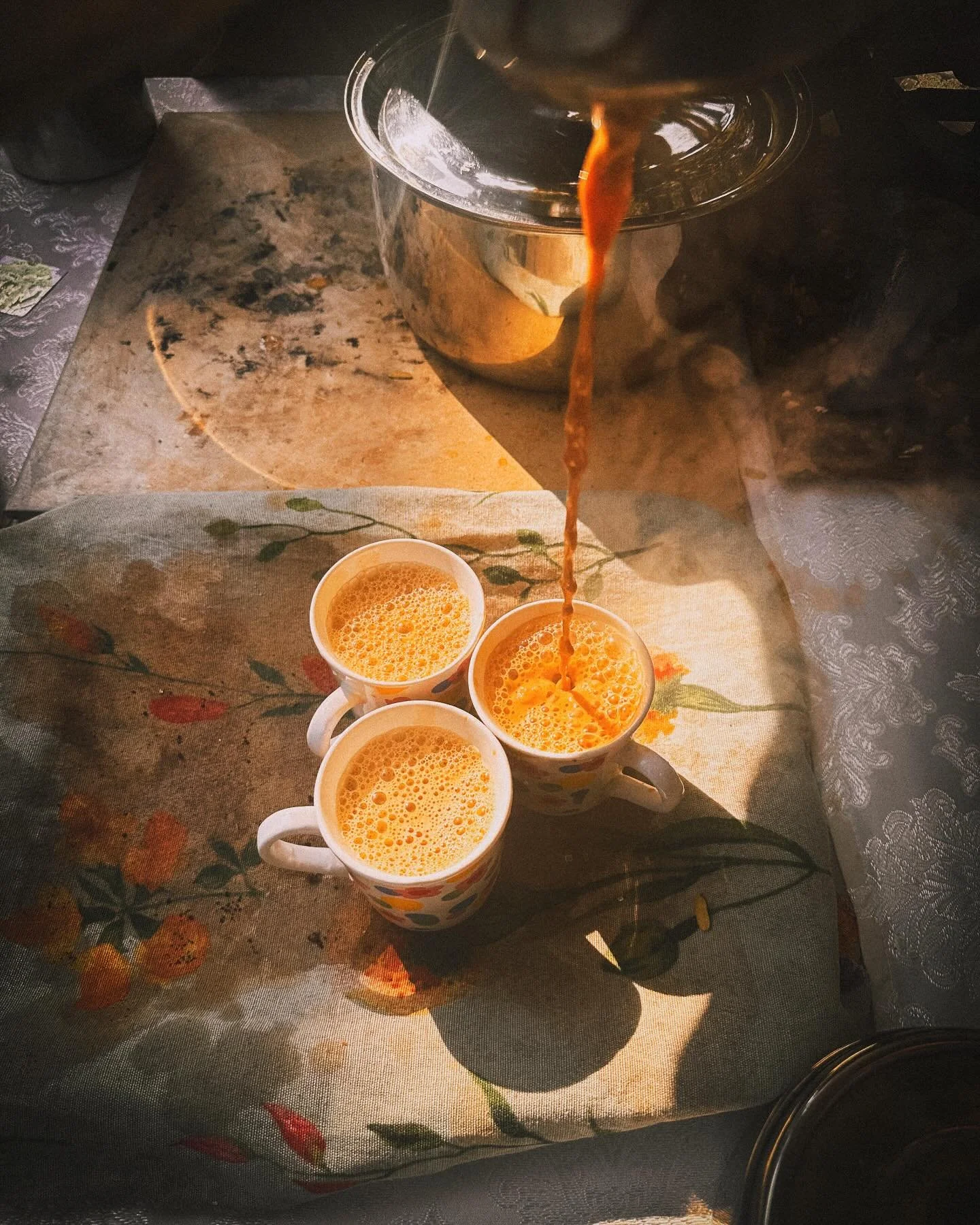 #ChaiHoJaey 🍵✨

Today, while recording a video for The 2025 Scottish Food Heritage Symposium, their theme being &ldquo;Tea&rdquo; , I cradle my cup of cardamom chai and I&rsquo;m instantly transported back home. 

My hands remember my mother&rsquo;s