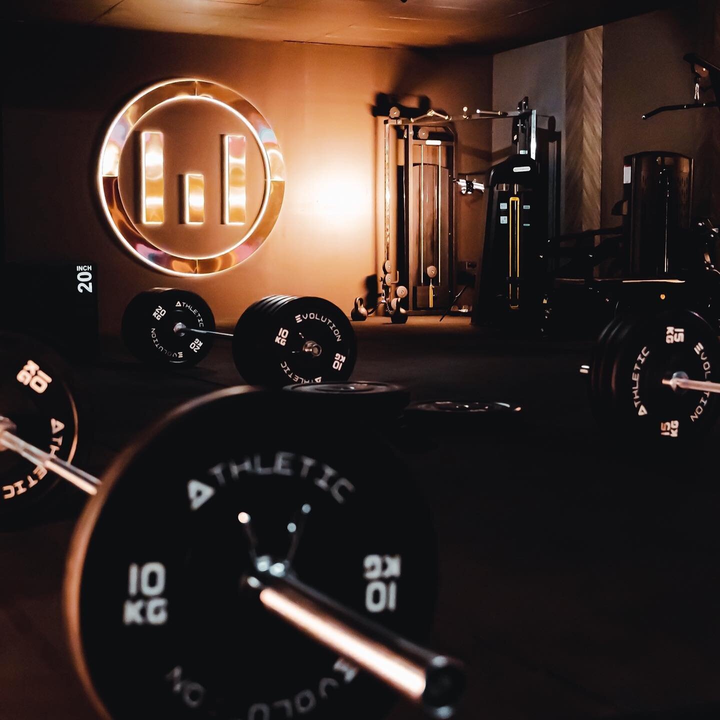 Our days are split between upper, lower and conditioning so whatever your goal is, we can create a training schedule that has you progressing towards your goal. 

Our 2 week trial pass gives you access to unlimited classes for 2 weeks, so you can try