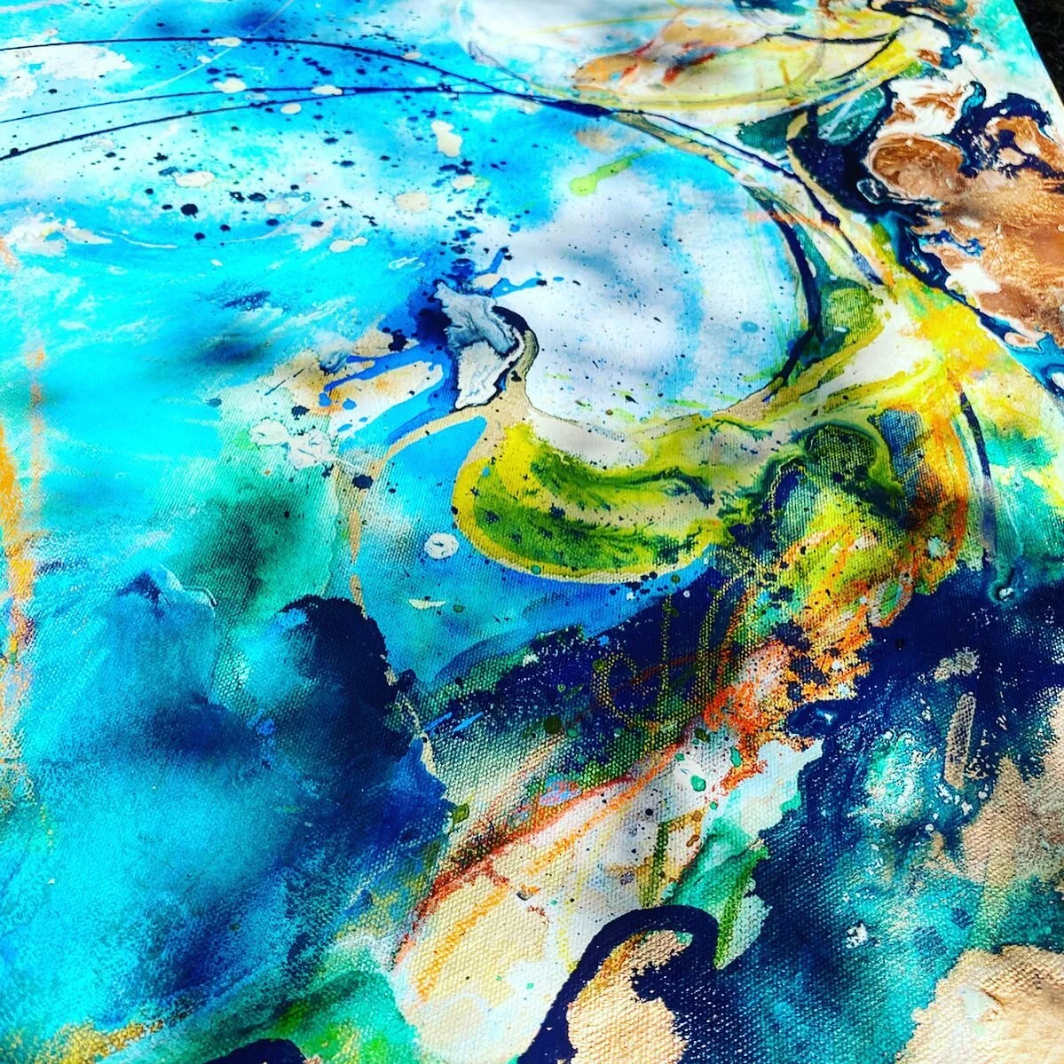 In process🌈🌻 #ilovetopaint #mixedmediaartist #livemovement #freedomtoexpress