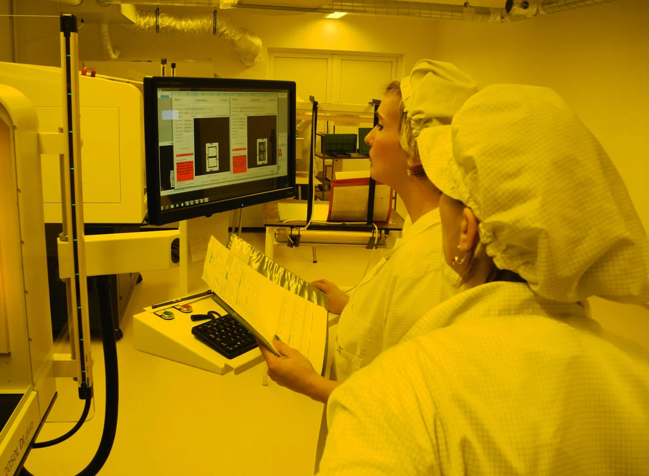 MIVA_PCB_Benesov_direct-imaging_02.jpg