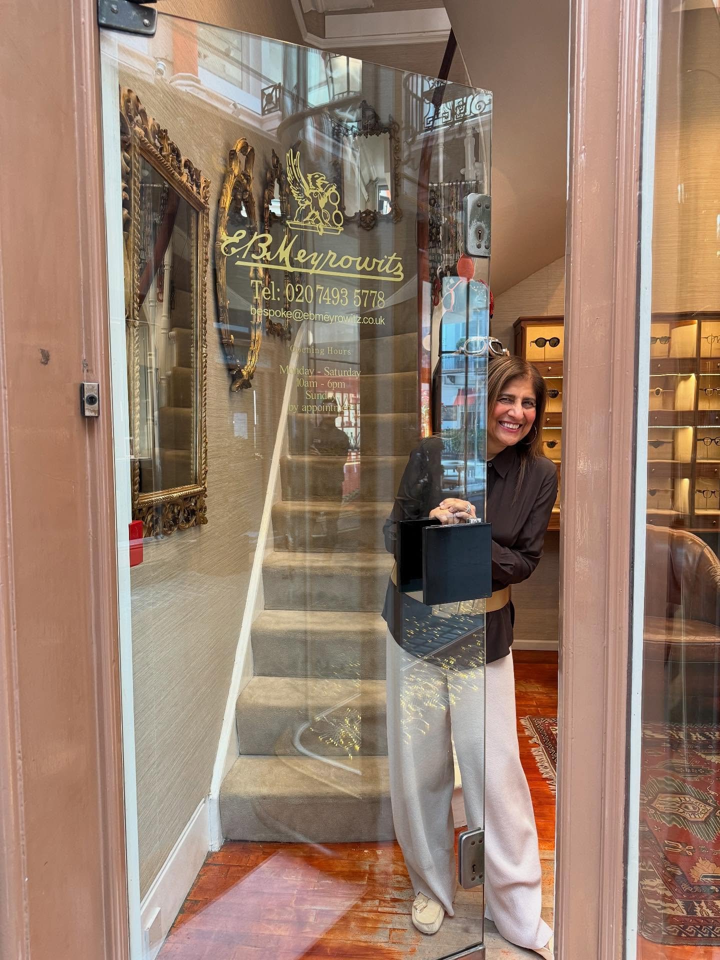 The very best in the world &hellip; @sheeldavisonlungley of @ebmeyrowitz #IYKYK 👓 🕶️