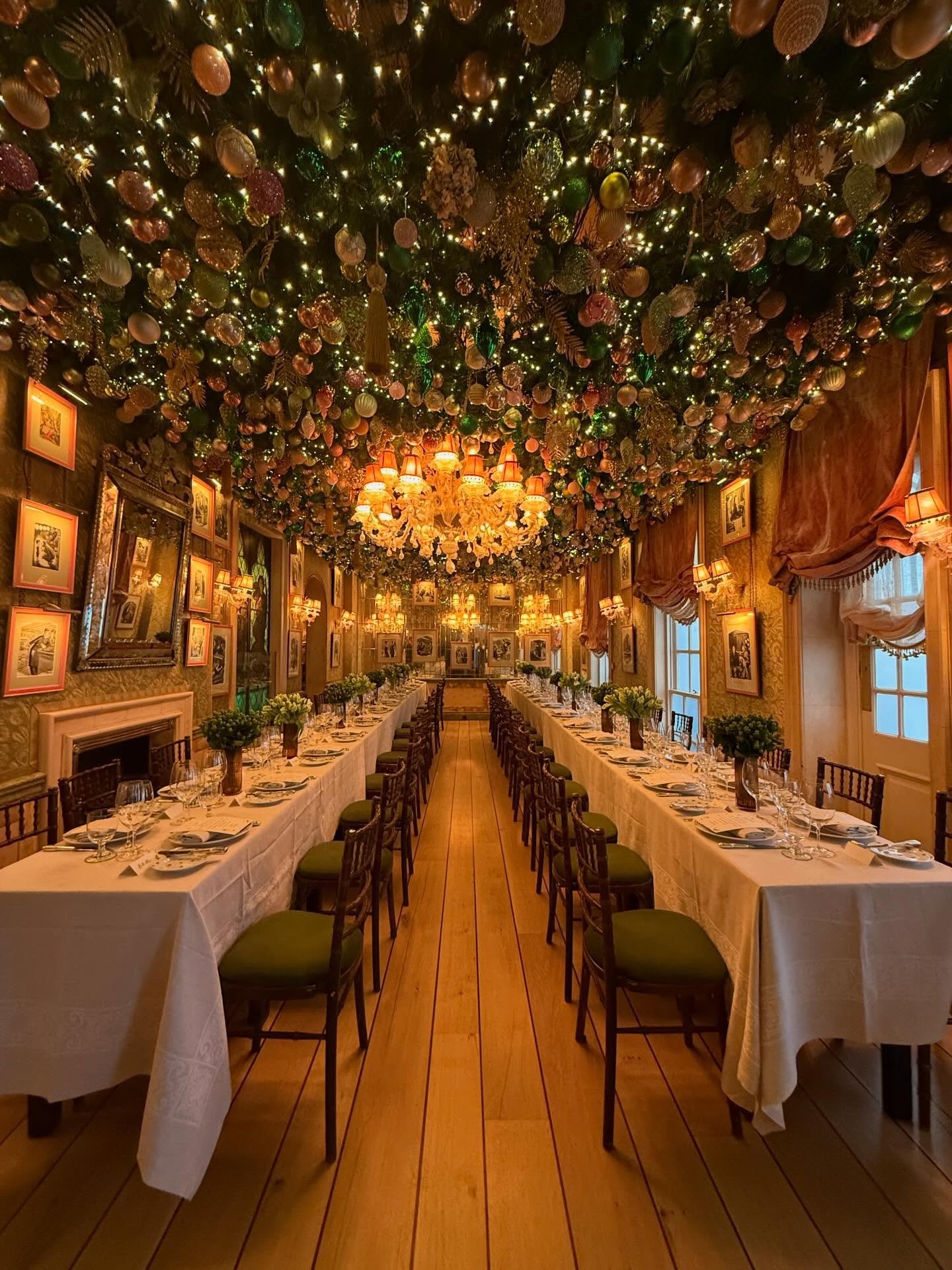 The big one&hellip; @gavin_jay_murphy hosts the legendary @breitling_uk Christmas Lunch at @harrysbarmayfair to round off an extraordinary year.  #HappyChristmas