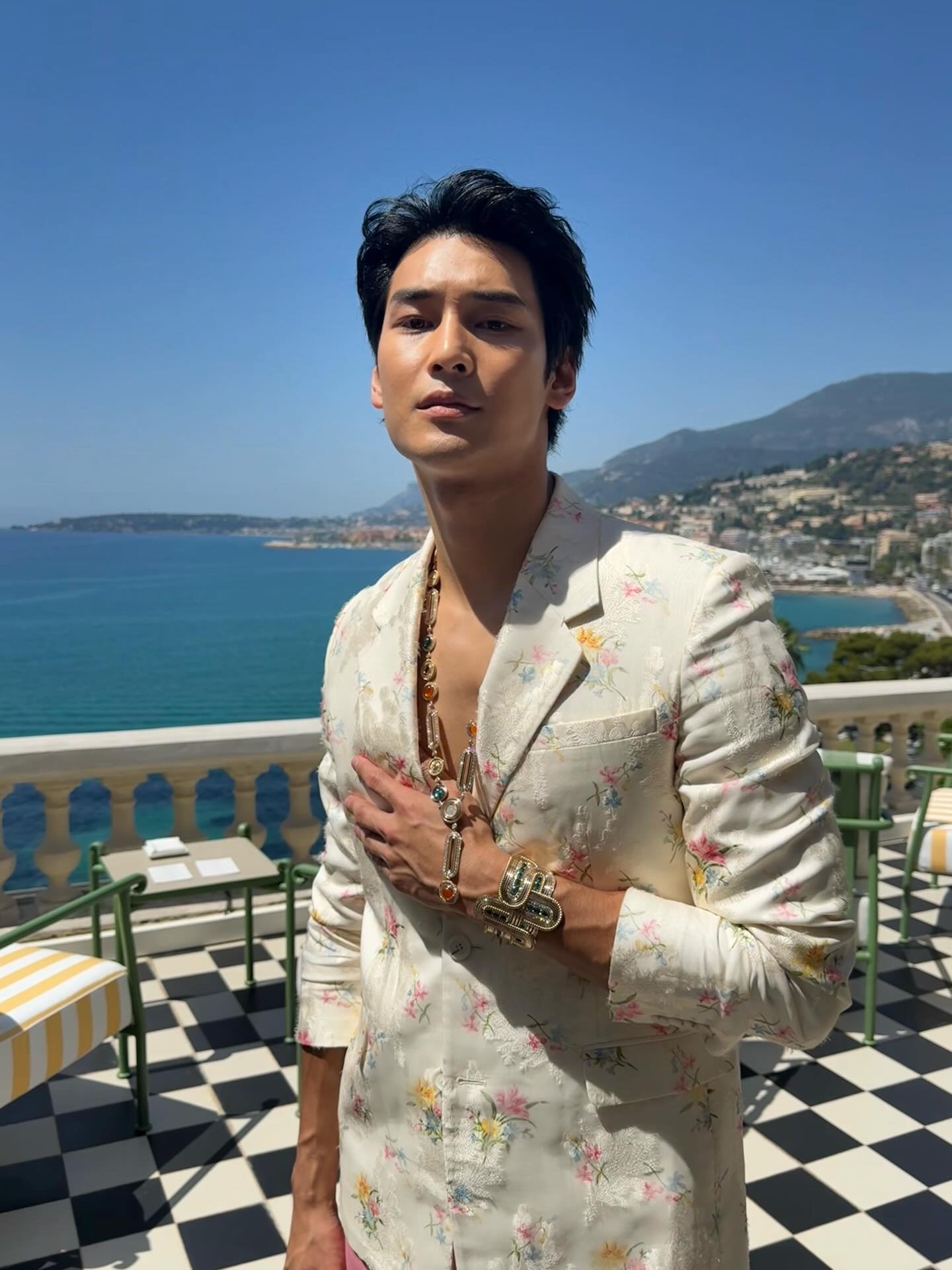 @apo555 in new season High Jewellery @piaget and @dior #apo #piaget 18.6.26