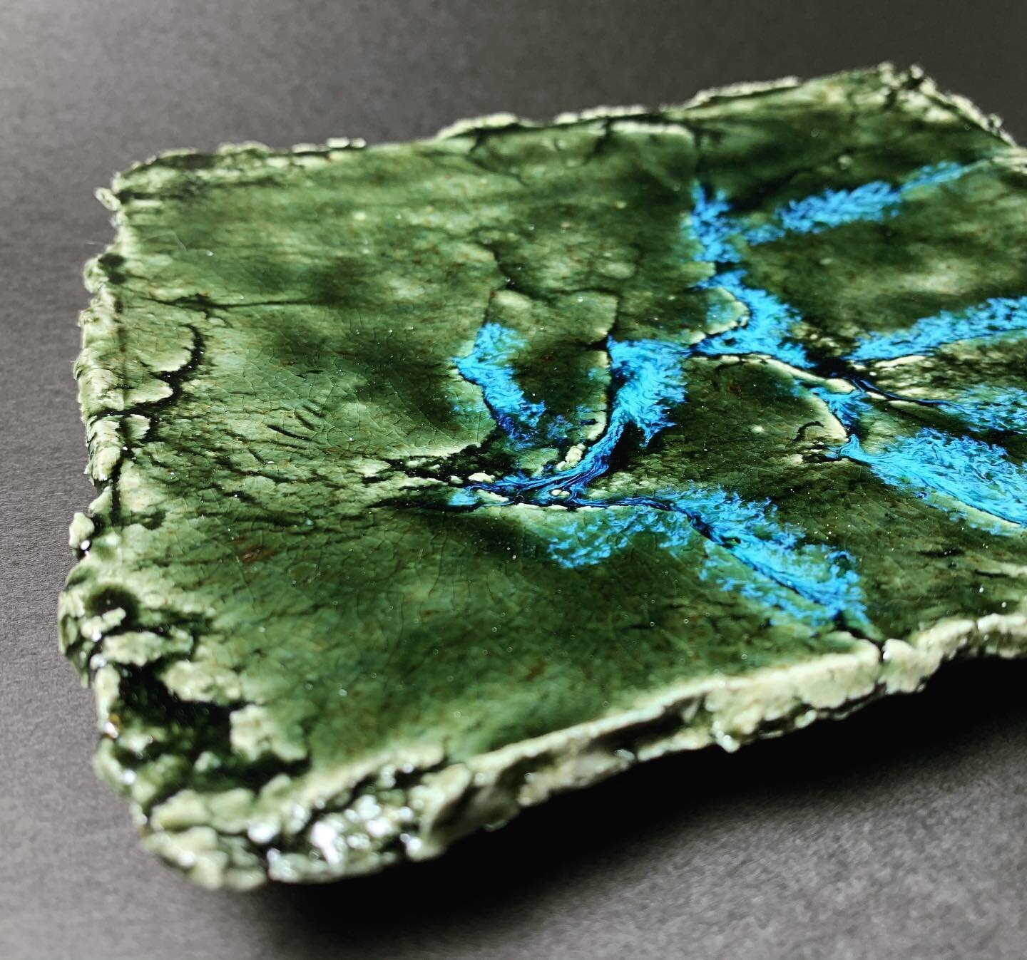 Faceted square plate  #火炭自得窰工作室 #faceted #plate #ceramics #yehyehpottery