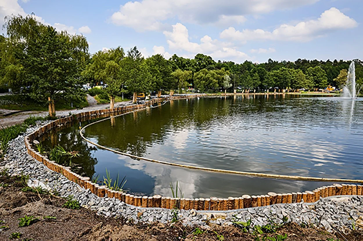 1 av 7 –Exempelbild, Lötsjön