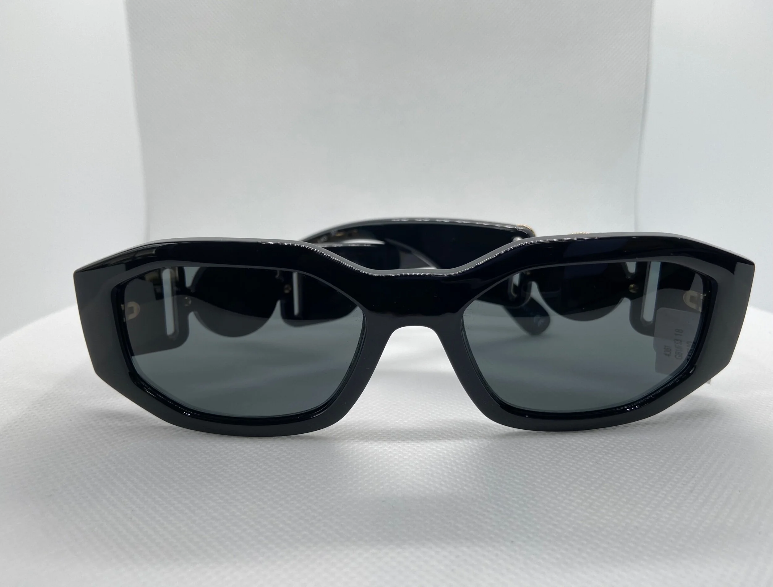 037E18BA-253D-4A2E-B5FE-4FB0BAB0B411