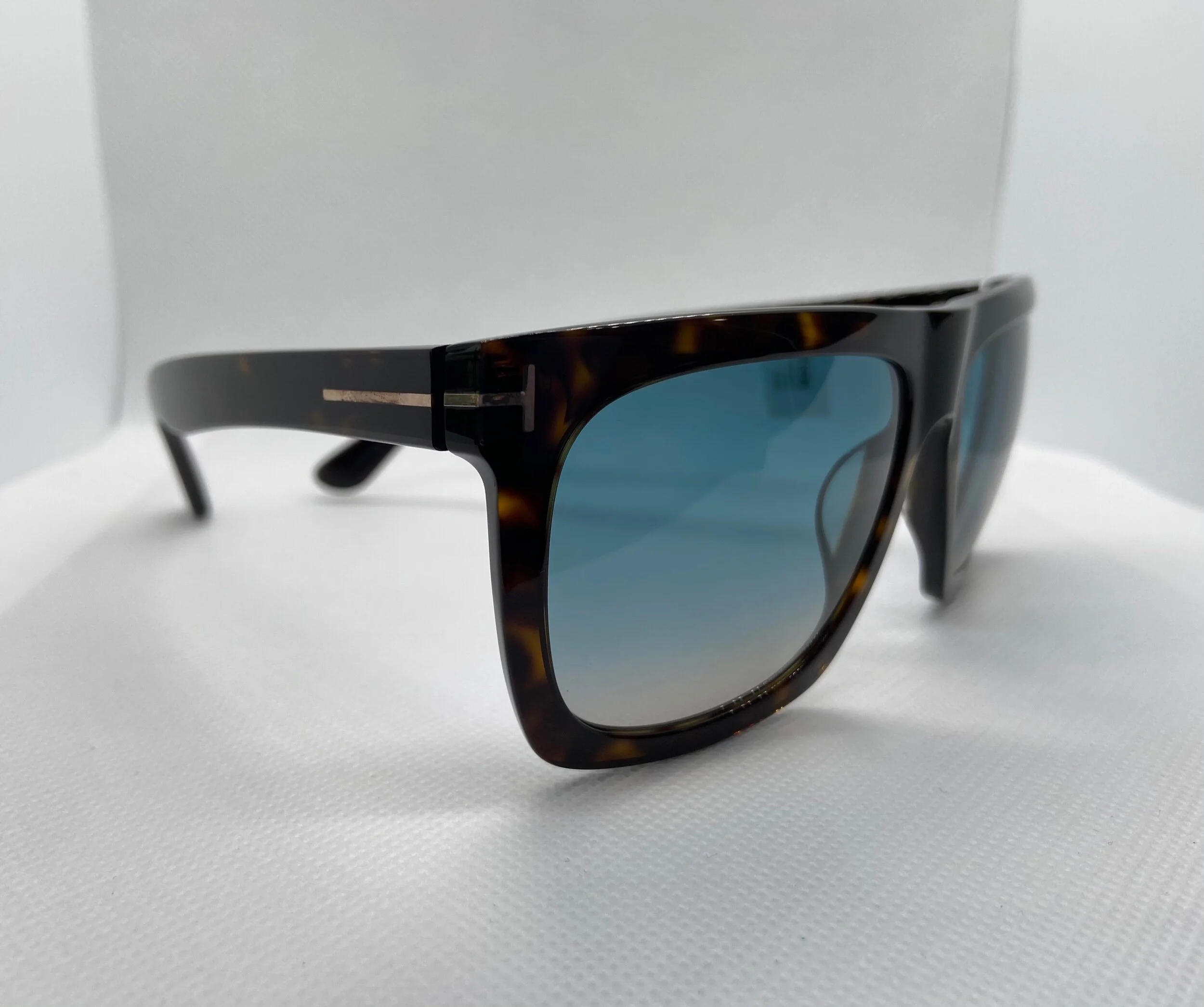 3E541722-0F42-498D-B24D-0827EAA31BB7