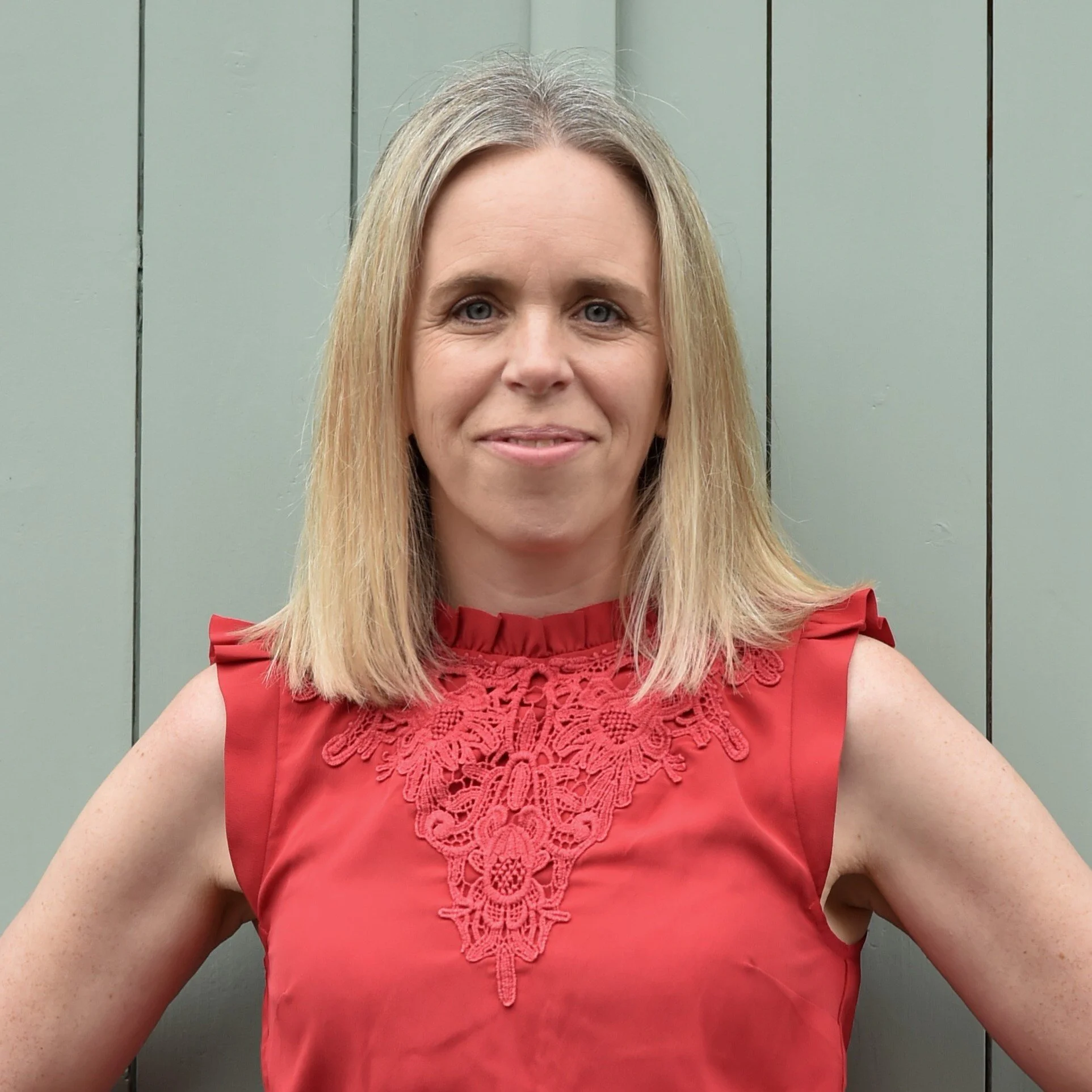 SARAH FLETCHER - Virtual Assistant