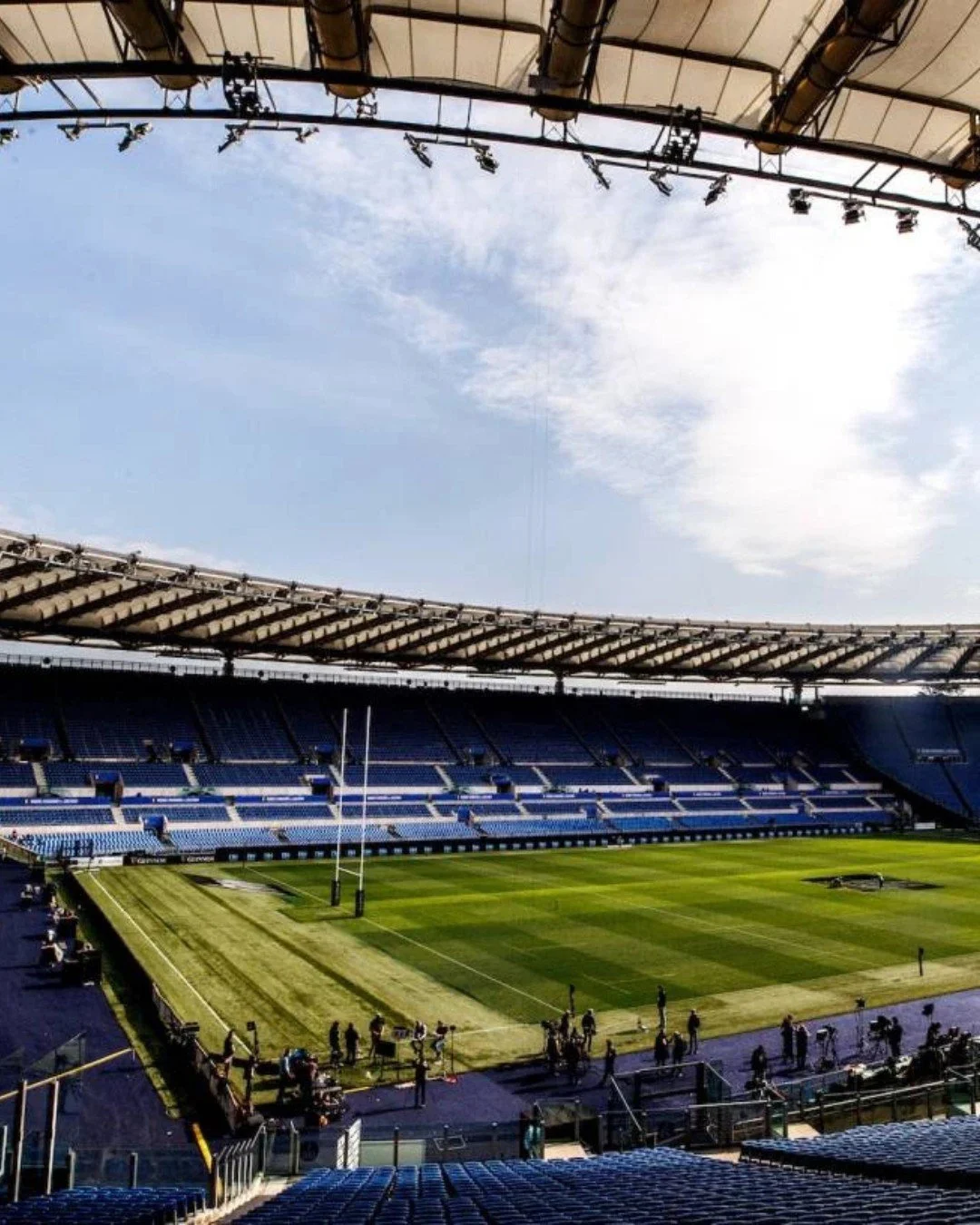 ROME IS IN SPORTING MODE IN 2026

The Eternal City hosts a series of major sporting events in the months ahead :
🏉 Six Nations Rugby &ndash; 2 matches in February and March, at the Stadio Olimpico.
🏃&zwj;♂️ Rome Marathon &ndash; 22 March, a spectac