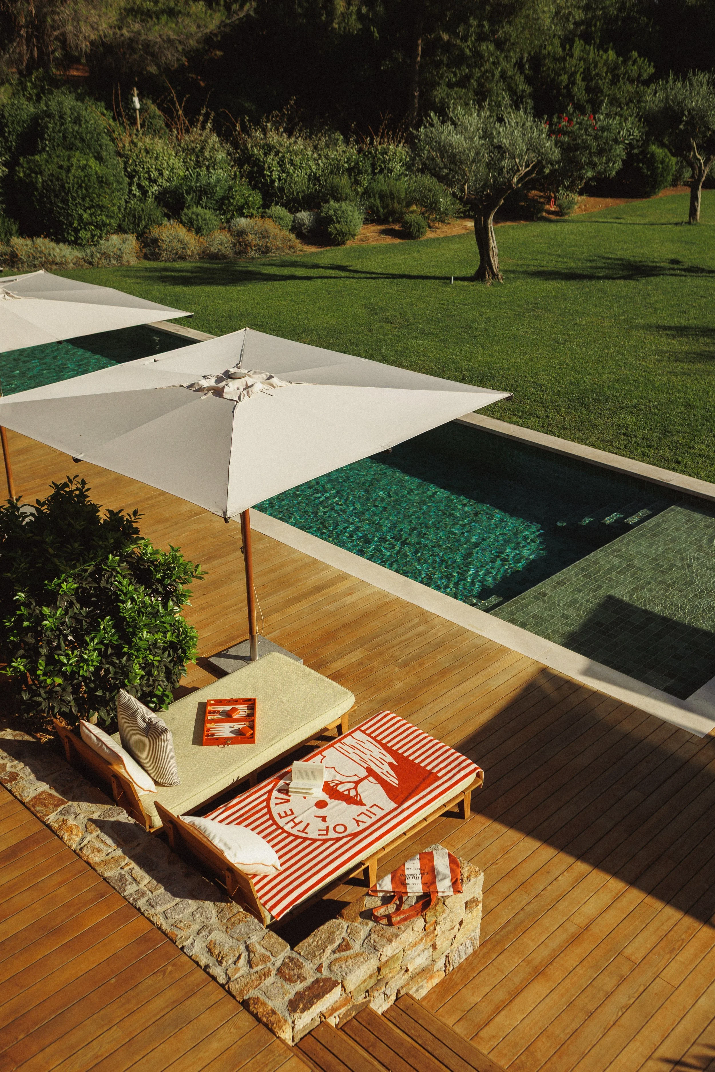 VLO_Swimming pool 2_©Guisarde.jpg