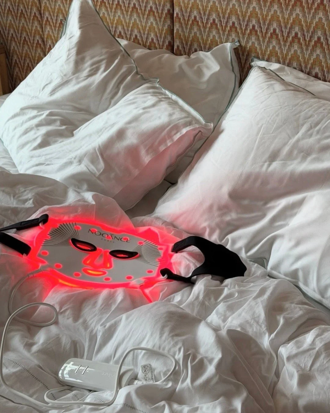 A THOUGHTFUL DETAIL, UPON REQUEST

At @casamontiroma and @lafantaisieparis, @nooanceparis beauty masks are available in-room upon request for a restorative moment of self-care, in complete privacy.
Because well-being is also found in the smallest det