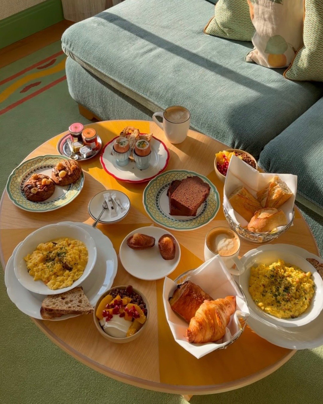 Gentle start to the day at @lafantaisieparis ☕️🥐
In-room breakfast, morning light and delicious treats.

#LaFantaisie #HotelLifestyle #TravelEssentials #Paris #BoutiqueHotel #LuxuryTravel #HomeOfJoy #ParisHotel #Leitmotif #LeitmotivHotels #Breakfast