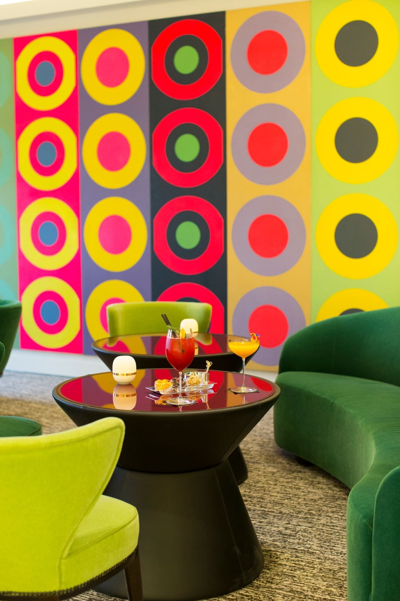 Bar-aperitif-cocktail-Villa-Maïa-Hotel-Camille_Moirenc.jpg