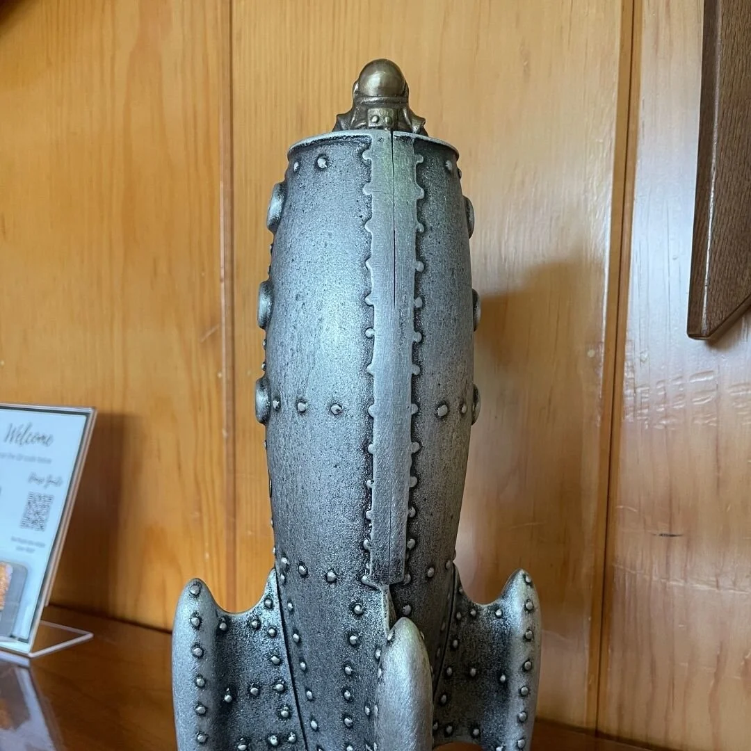 Scott Nelles; Davallia Gallery & Boutique