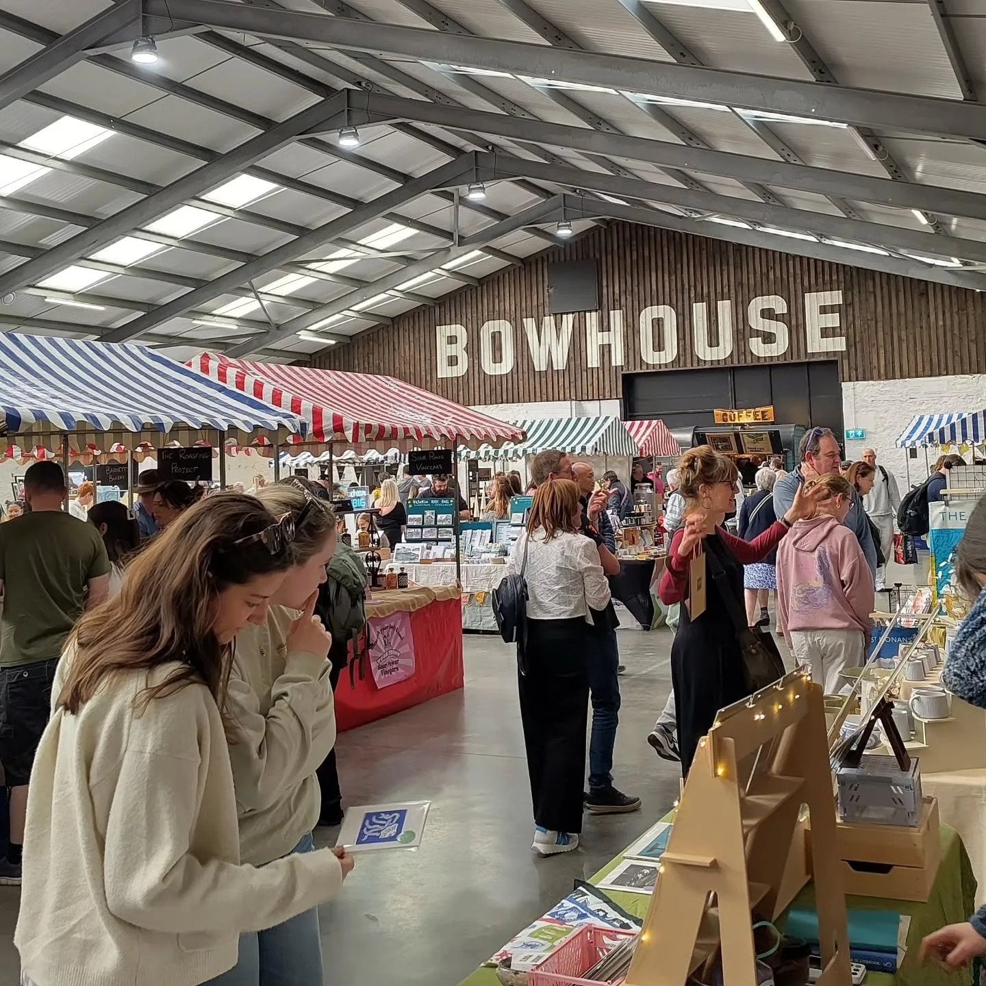 I'll be taking part in @teagreenevents Bowhouse this weekend!
.
A monthly market showcasing a beautiful range of handmade work by artists across Scotland, as well as artisan food and drink, all in a beautiful coastal setting.
.
Come and enjoy th