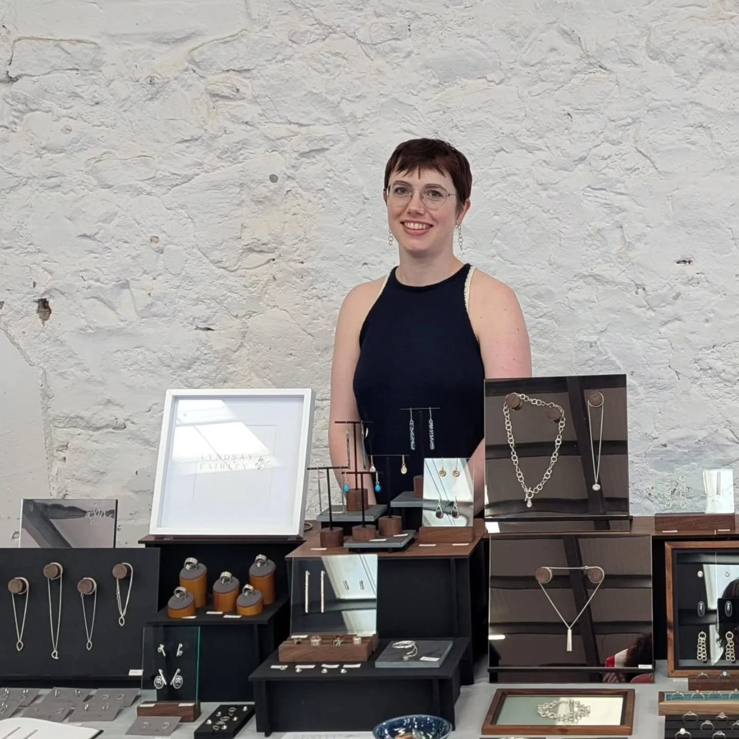 What a lovely first day @teagreenevents Bowhouse! 
We're open again today, 13th July until 4pm, perfect for a wee day out in the sunshine in Fife!
Pop by to say hi, find a wee gift (for you or someone else!), and enjoy the food on offer, including th