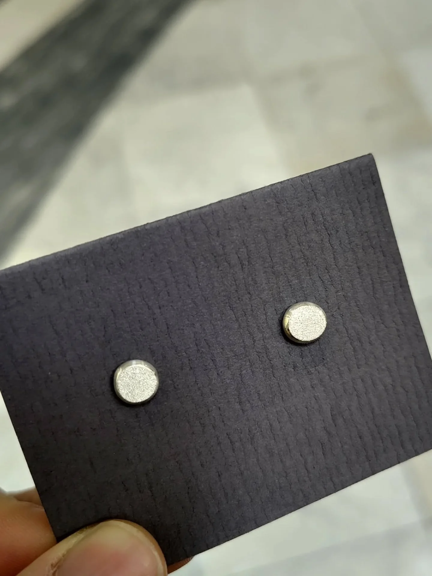 New Sand Pebble Studs ~&nbsp;Made by hand using recycled silver&nbsp;
.
Swipe to see the most fun part of the process - melting down the silver from wee scraps into a perfect wee blob! And the satisfying hiss when it's quenched 🔥
.
These are current