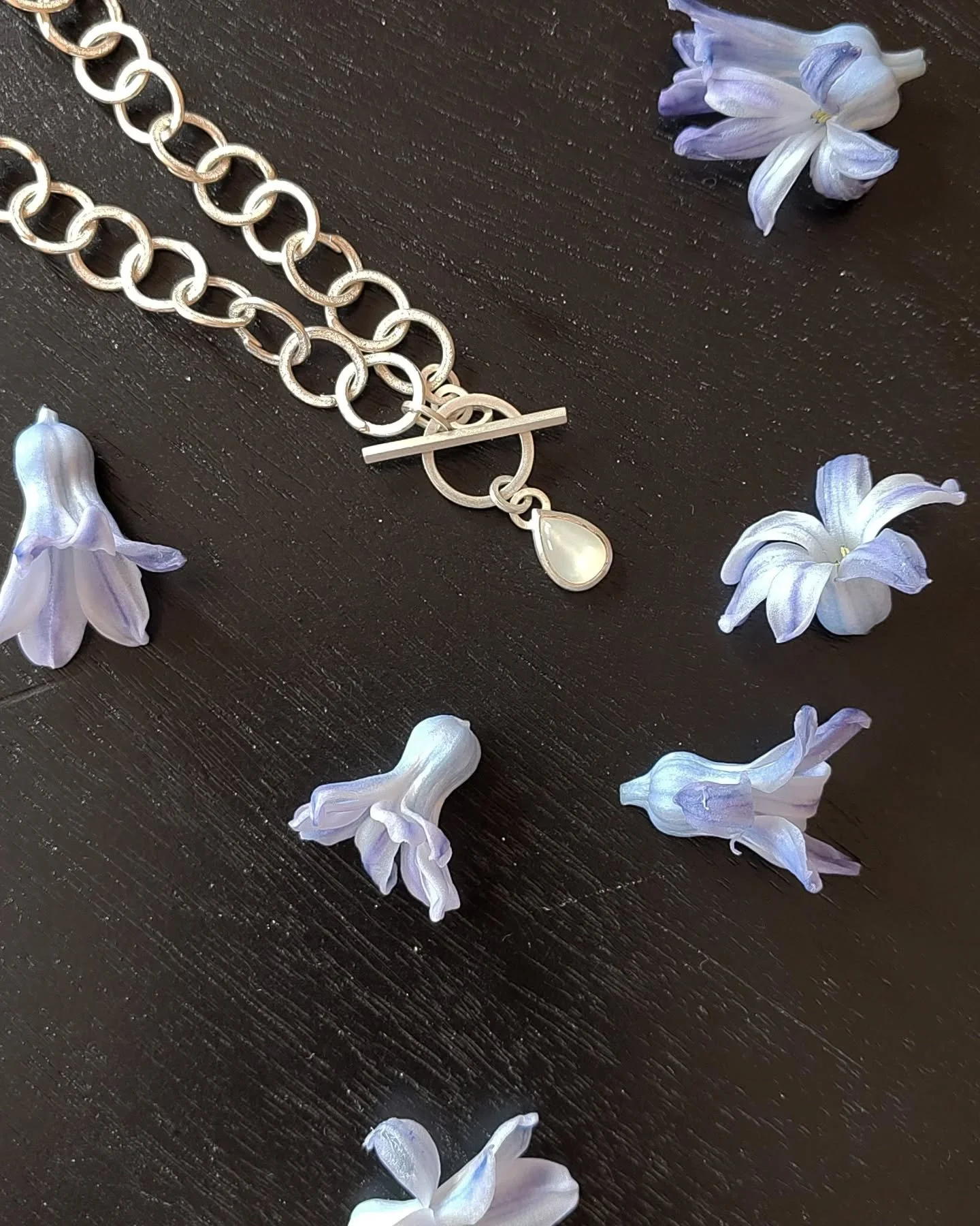 Happy Mother's Day!&nbsp;
I always associate the smell of hyacinths with the Spring, and can&rsquo;t resist buying a pot of bulbs (invariably blue!) as the days start to get longer so that the smell fills the room, bringing a little of the outside in