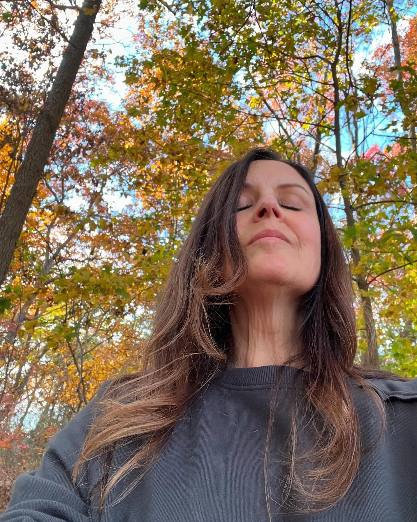 Soaking up all the fall vibes. 🍂
