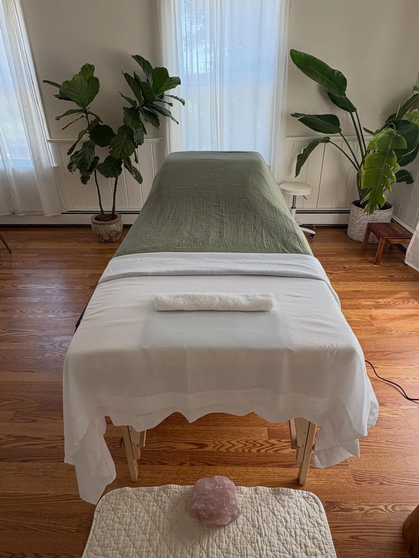 A beautiful day for the Reset Circuit @the_estuary_essex 

I am providing Ayurvedic oil treatments to cleanse the senses, calm the nervous system and encourage Pratyahara, the 5th of the 8 limbs of yoga - turning the senses inward.

We need this now 