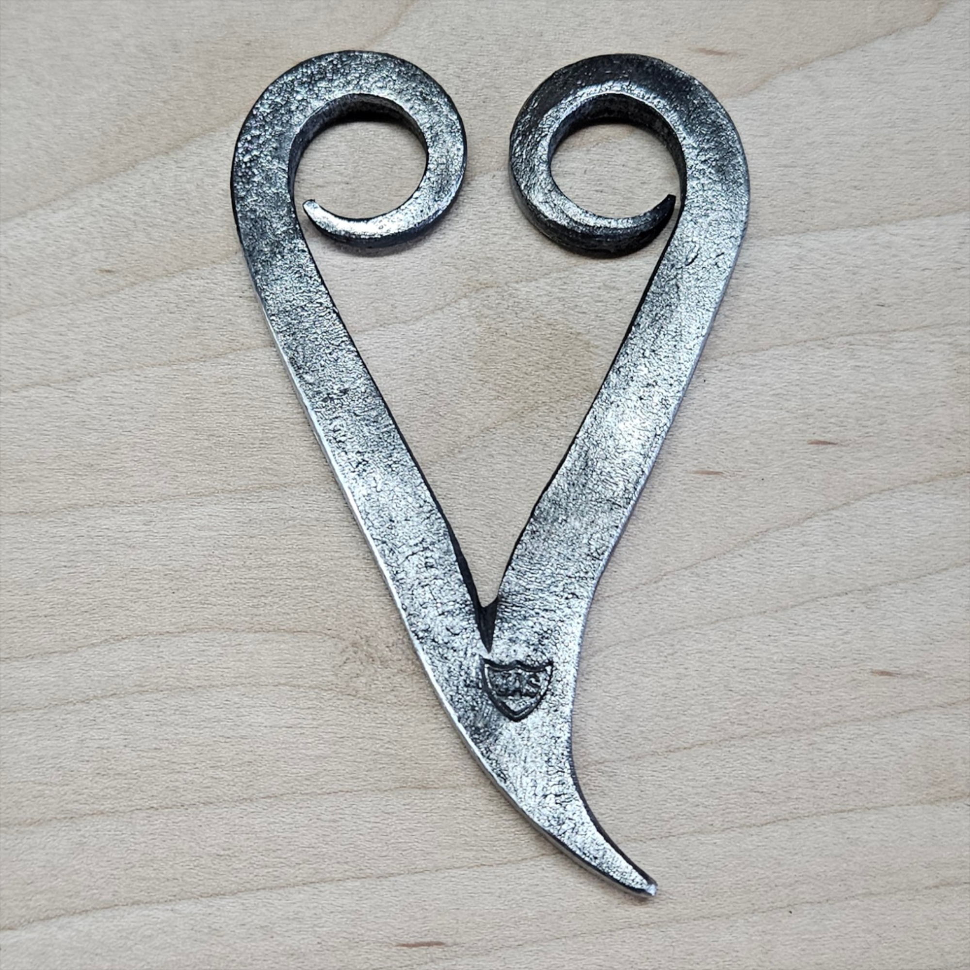 Weeping Heart Striker
