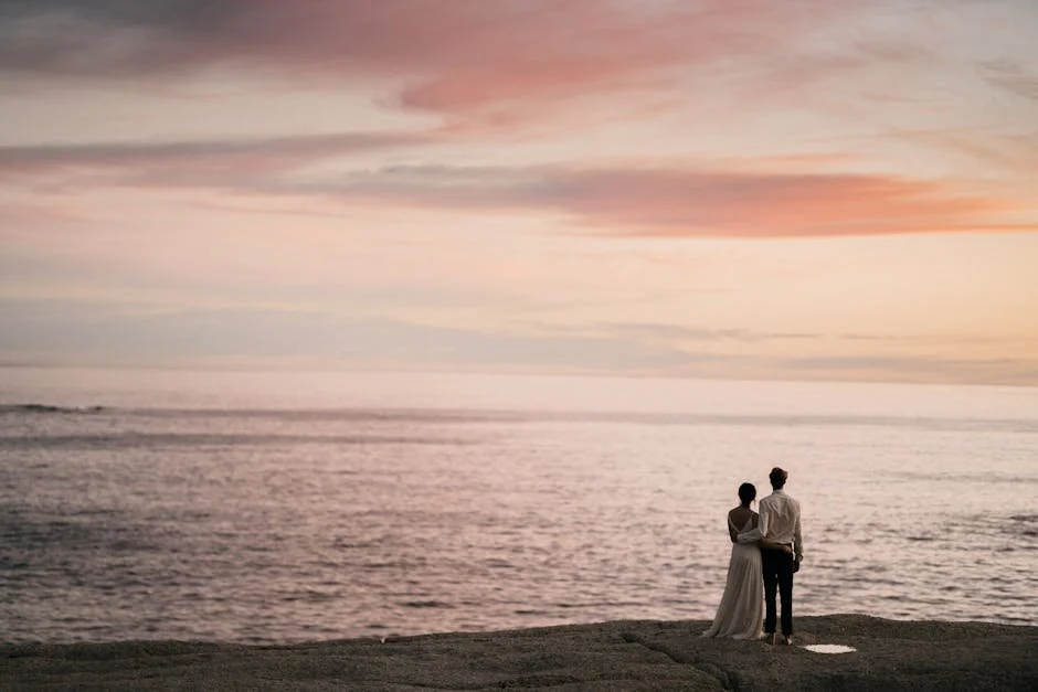 Unveiling the Beauty of Sunset Weddings: A Photography Perspective