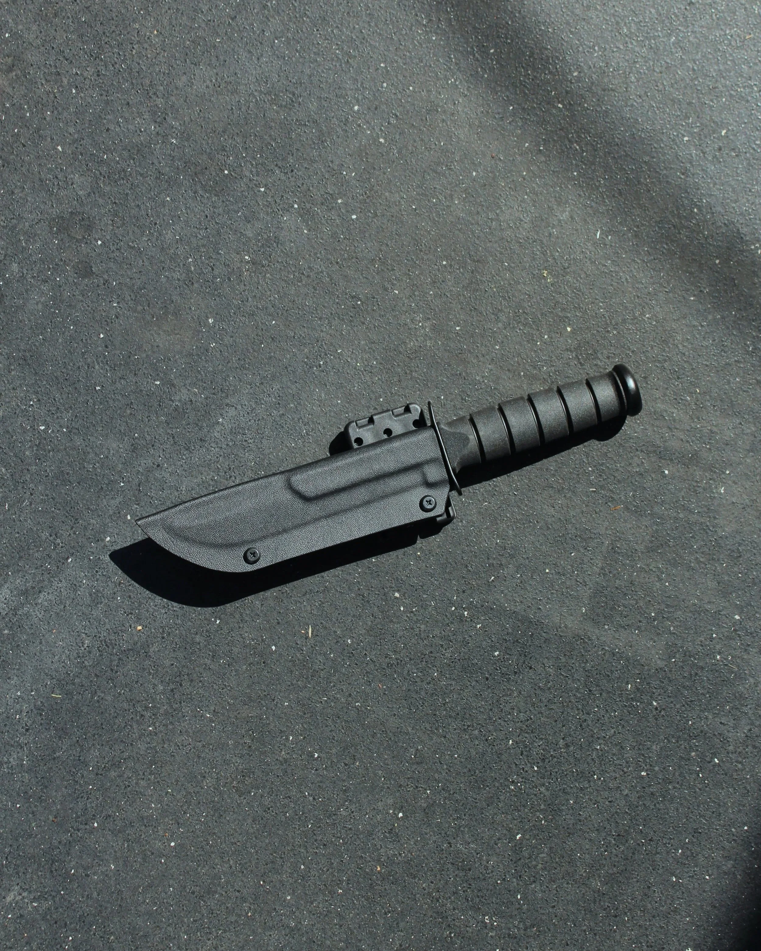 Knife Sheaths for Outside the Waistband Carry