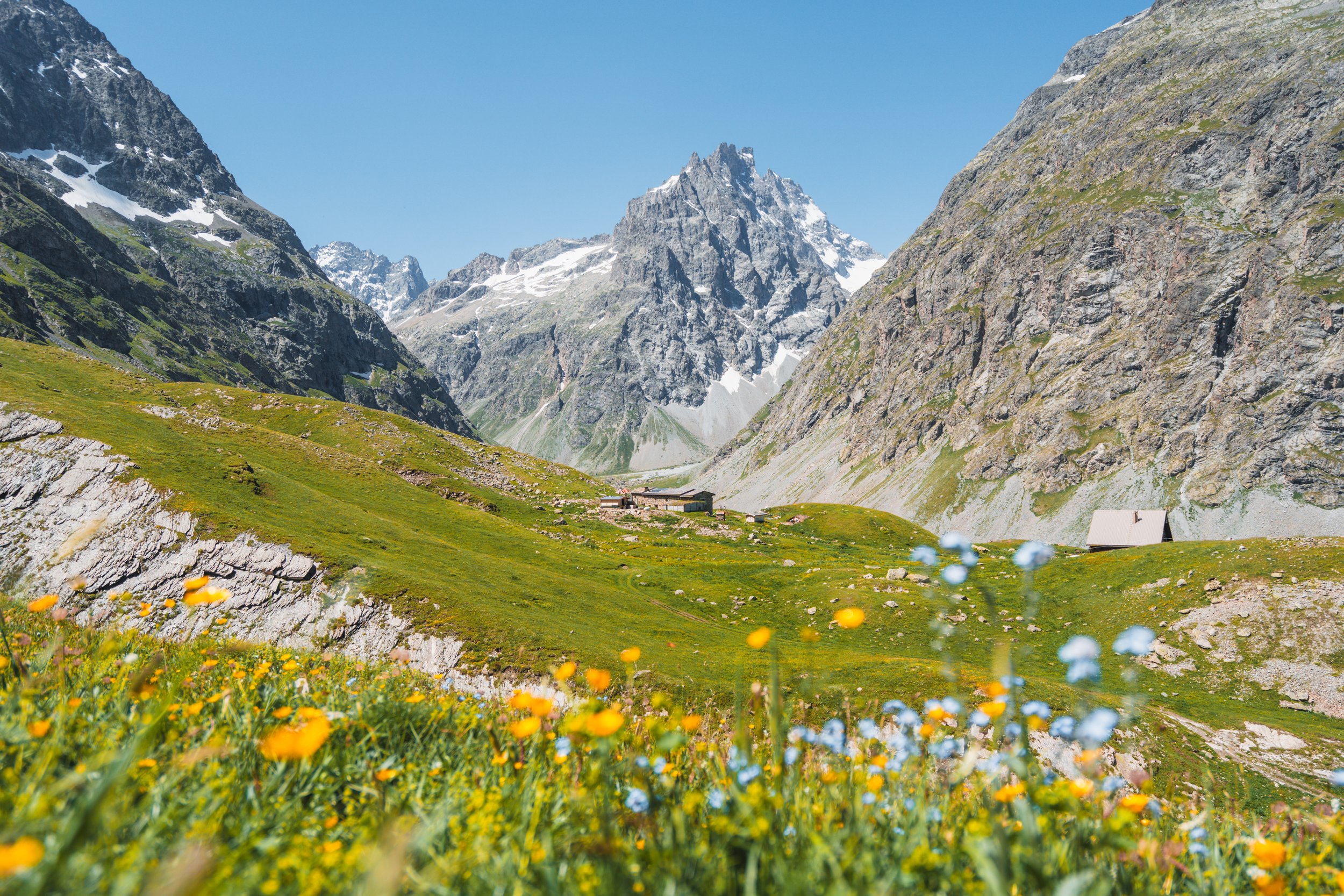 Refuge de Chamoissière ©Gontran Isnard - ADDET 05-76.jpg