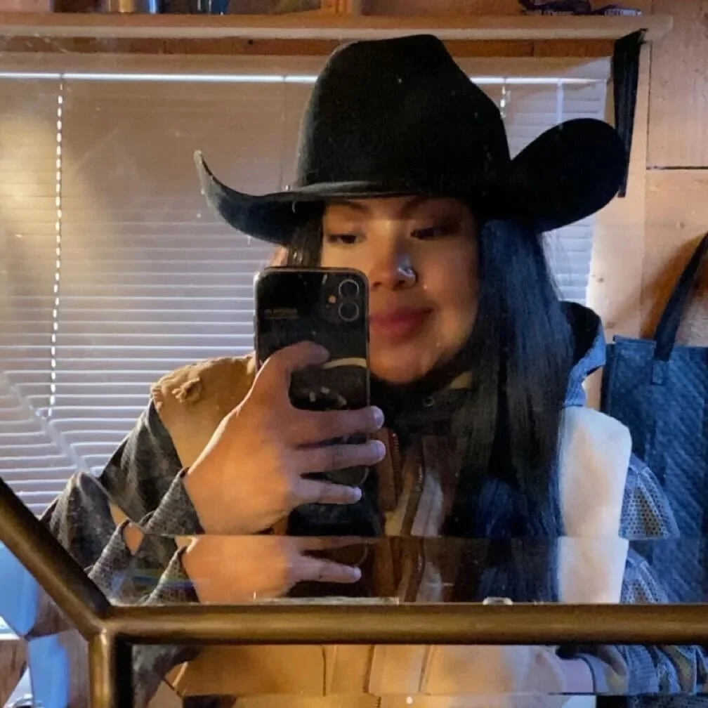 LESLI | LANDSCAPING - Holaa, I’m Lesli, born and raised in Grand Junction. New to the crew and always ready to learn. I spend most of my time riding horses and working with cattle.