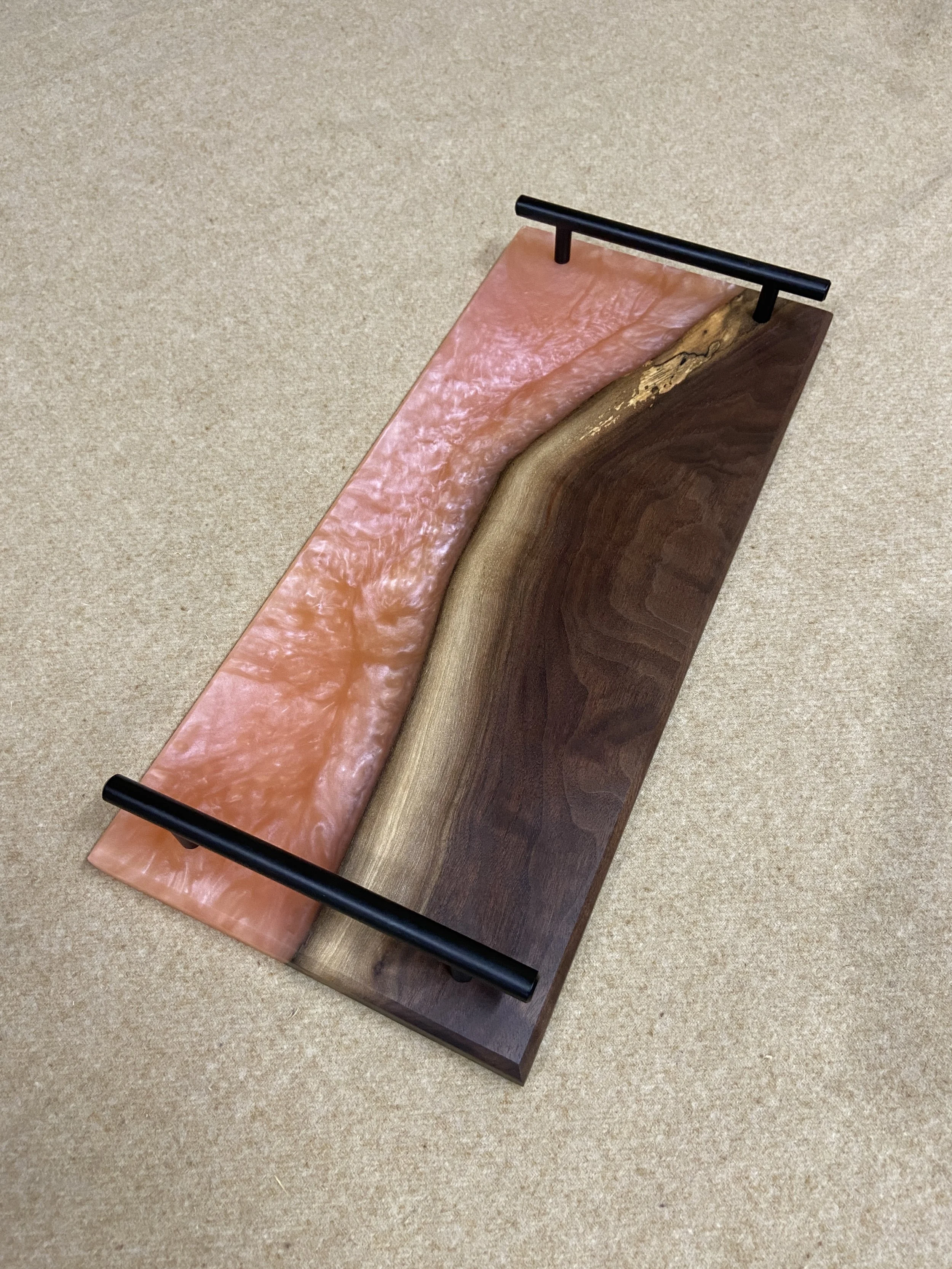 resin epoxy walnut live edge