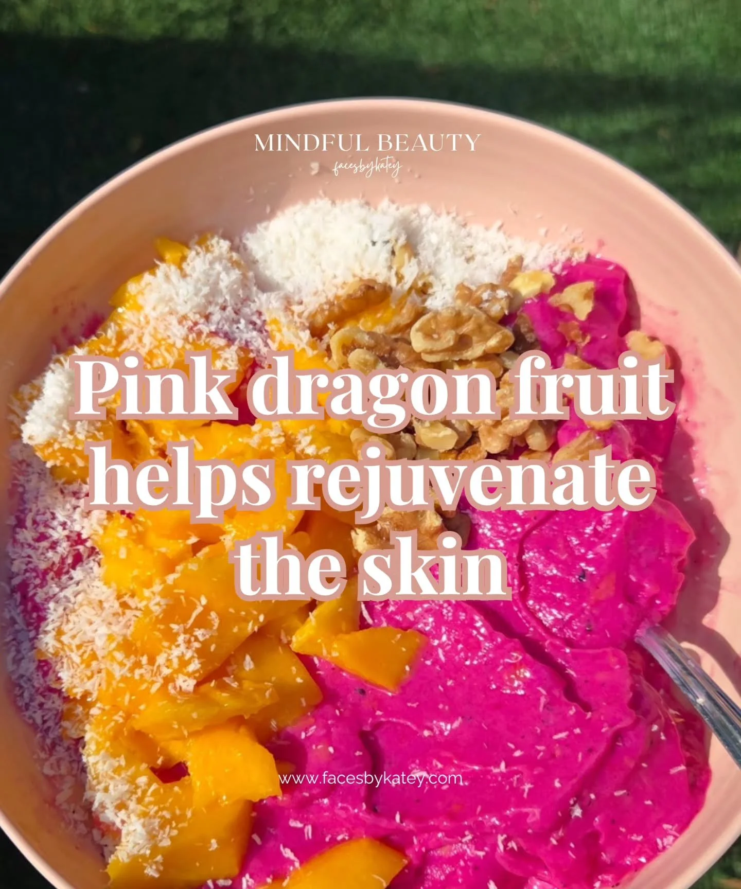 Pink dragon fruit (pitaya) is one of my favorite glowing-skin foods 💖 their vibrant color alone feels like happiness for the soul. This radiant fruit helps rejuvenate the skin by supporting the liver, helping it restore and regenerate healthy cells 