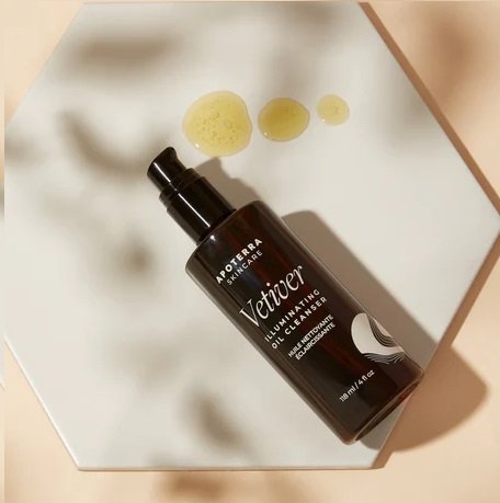 Vetiver Illuminating Oil Cleanser skincare oil