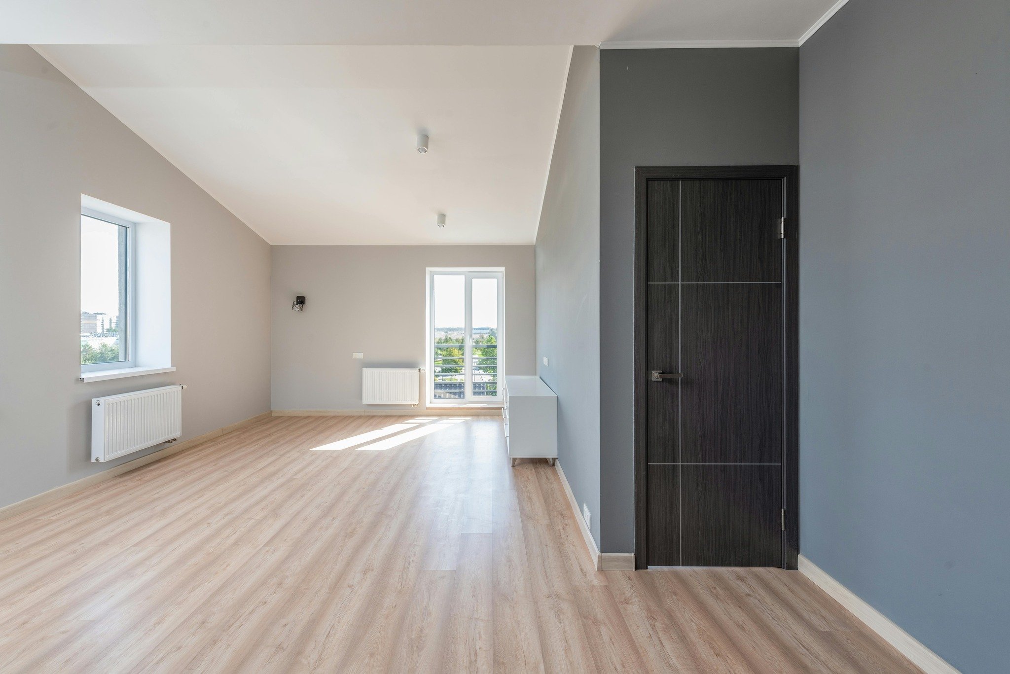 Out with the old flooring, in the with the new. This could be you! Swing by Rogue Flooring and take a look around the showroom floor. Our friendly staff would be happy to assist you!

Phone: (541) 973-2710
Address: 520 Rossanley Dr, Medford, OR 97501