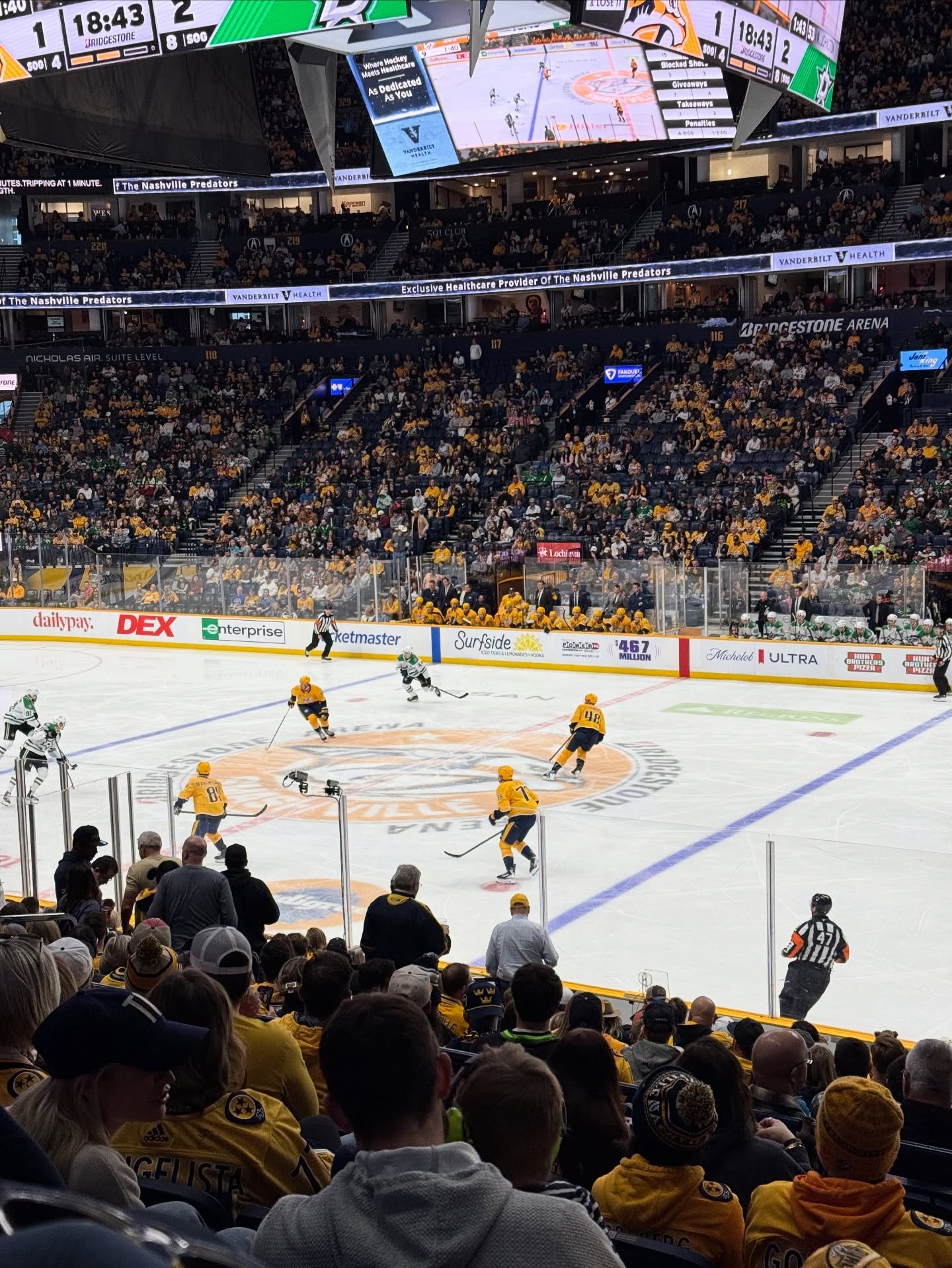 Cheers to the @predsnhl let&rsquo;s go PREDS! #nashville #beer #craftbeer #rhizomeproductions