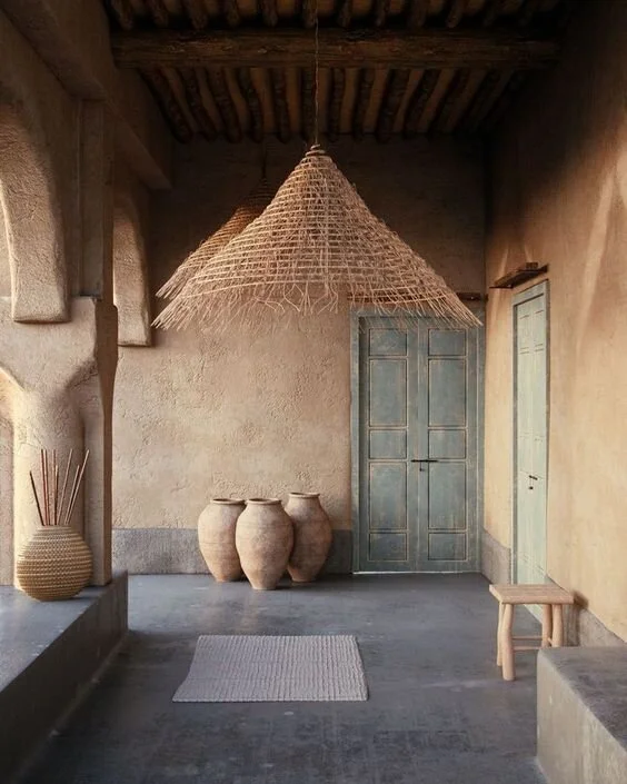 Large Lighting at entry.jpeg