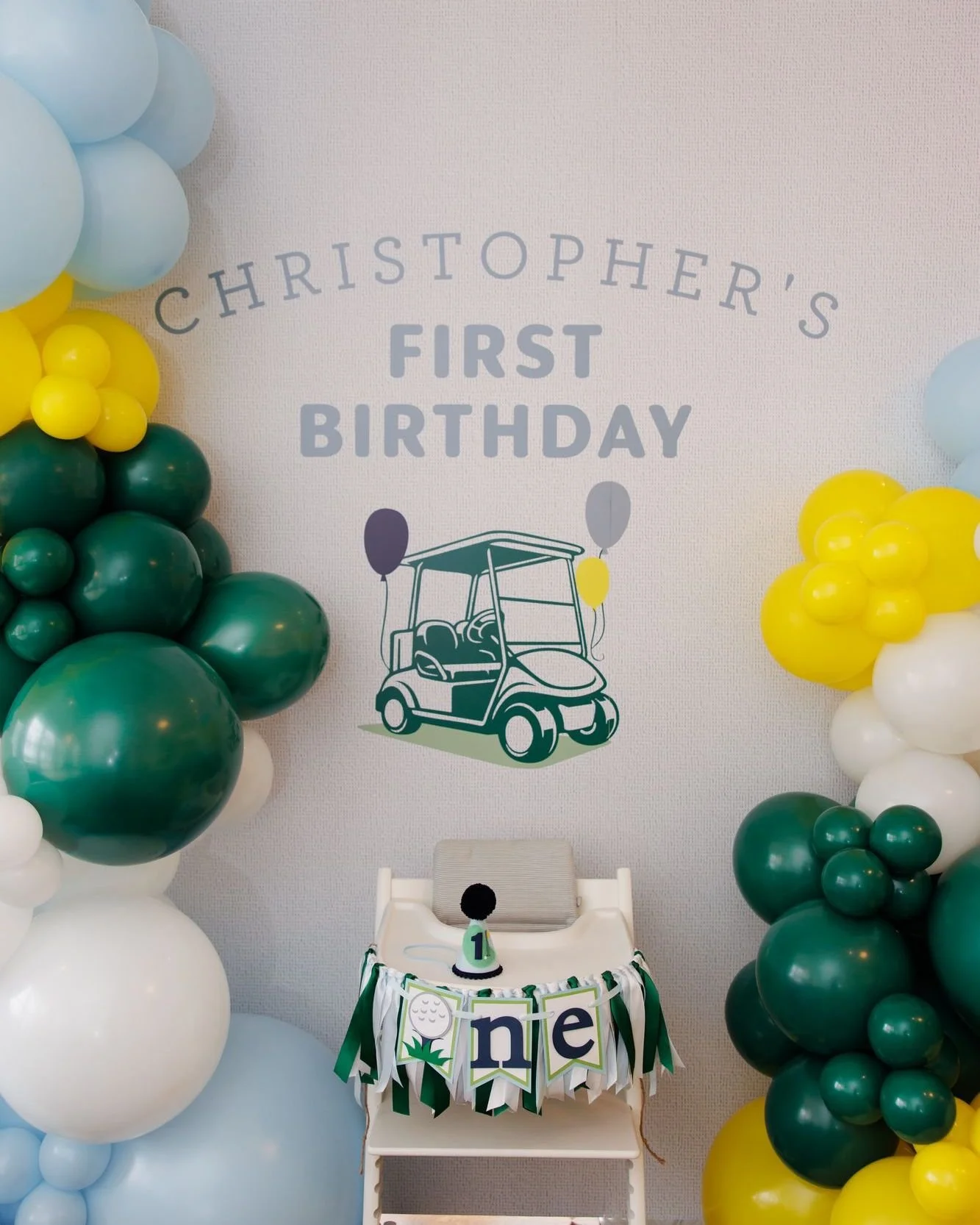 sporty, sleek, and chic par-TEE ⛳
@birchdesignstudio
@studiothisisphotography
@99hausballoons
@lifeinbloom 
@thedoordesigns