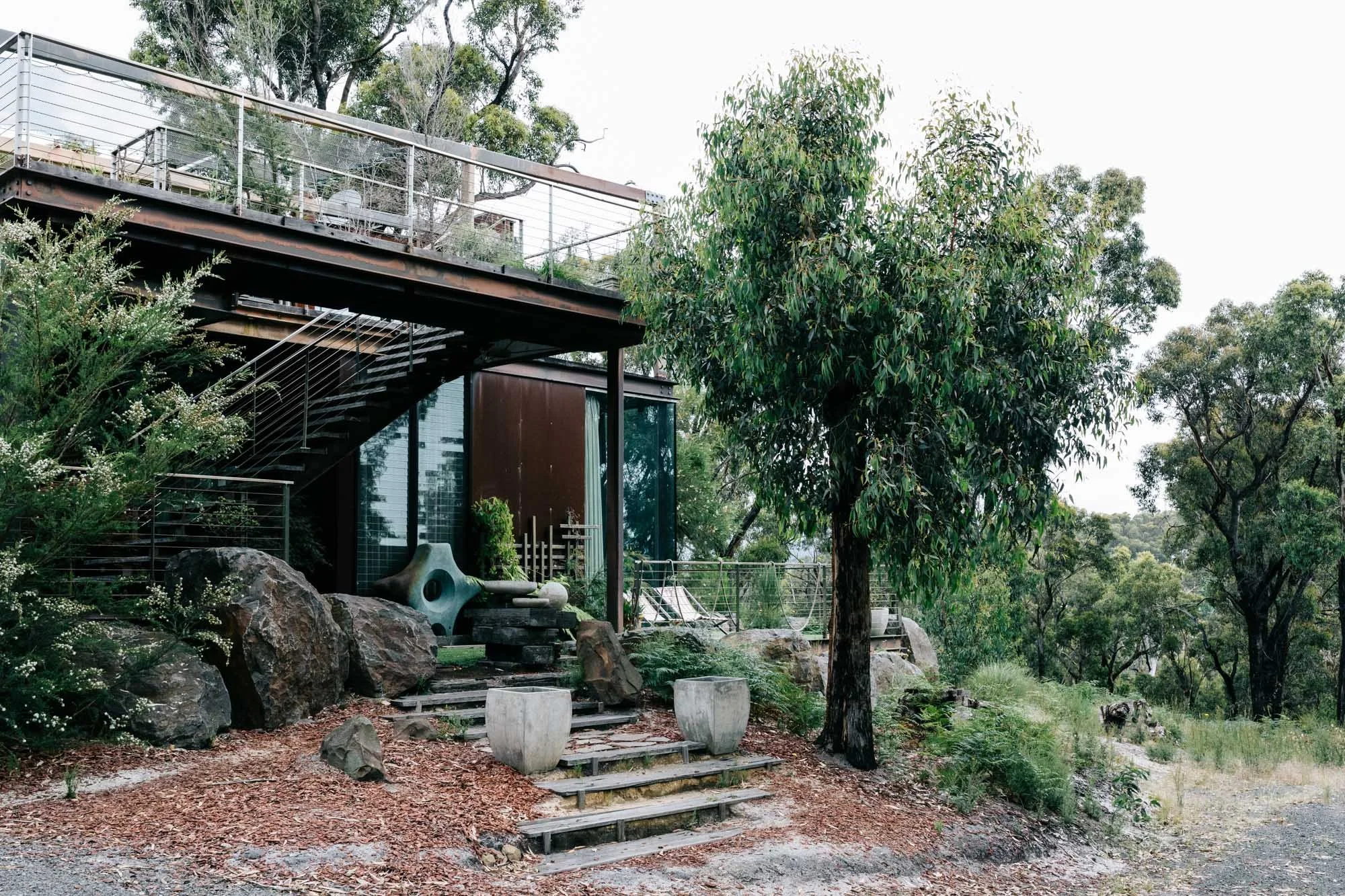 Steel and brick off-grid house in the Australian bush
