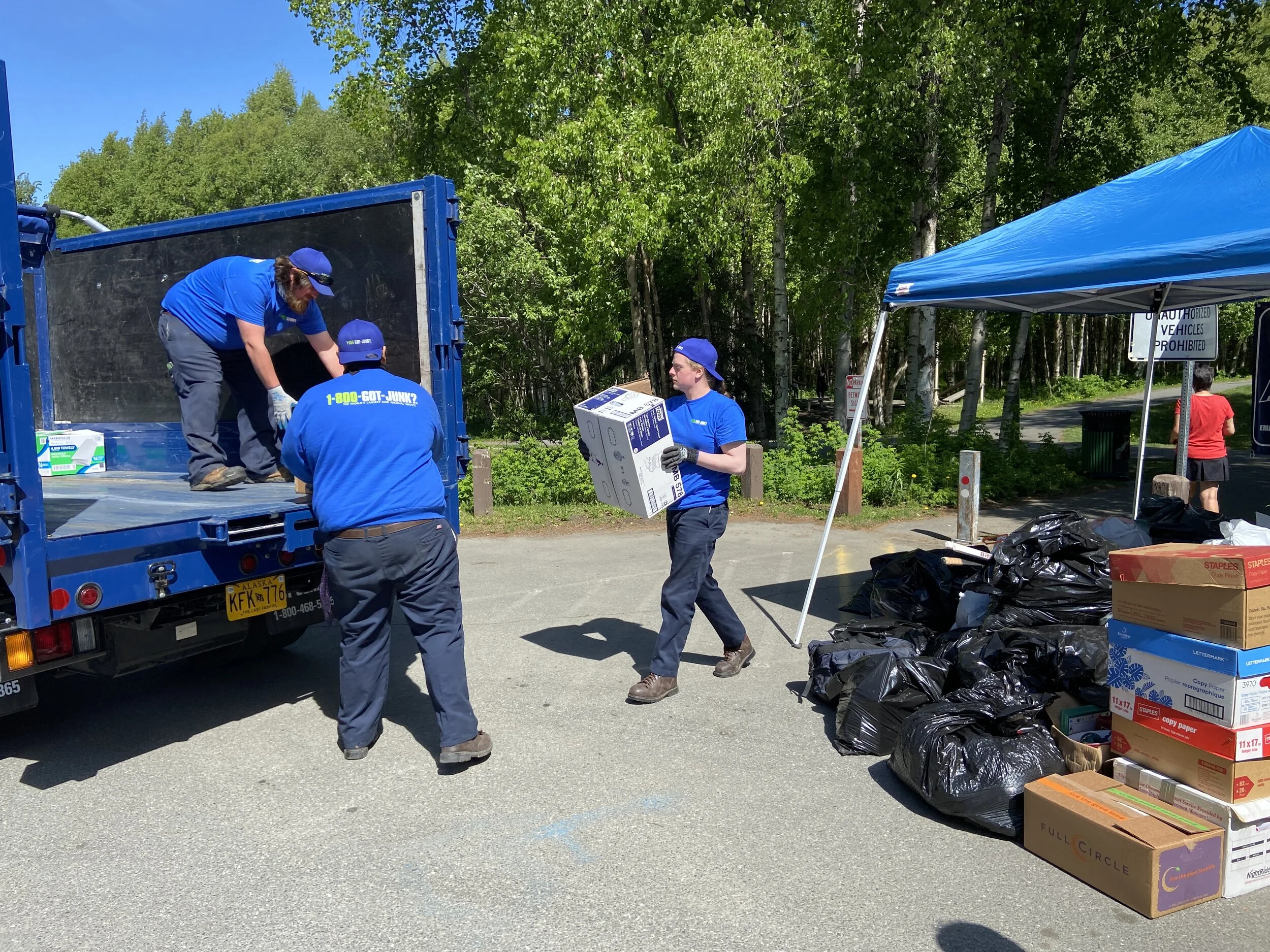 Member, Robert Bailey, sent his crew at GOT JUNK? to pick up and deliver.