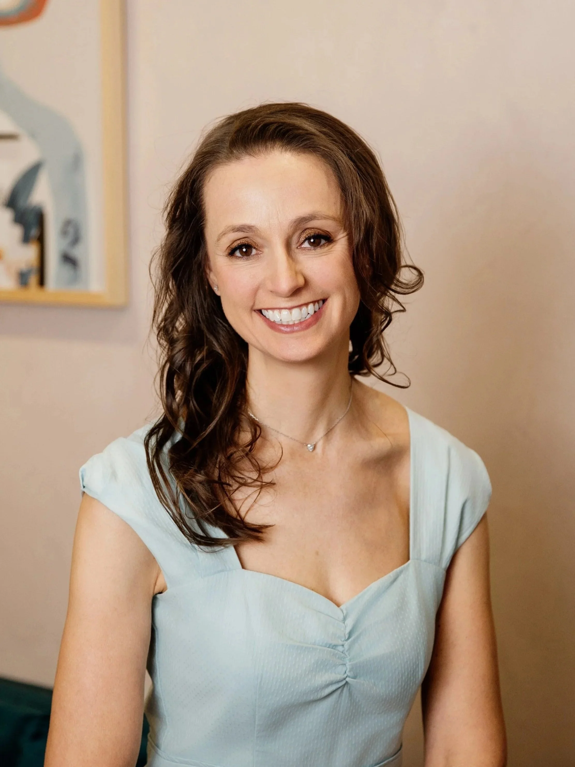 Dr Yvette Ius