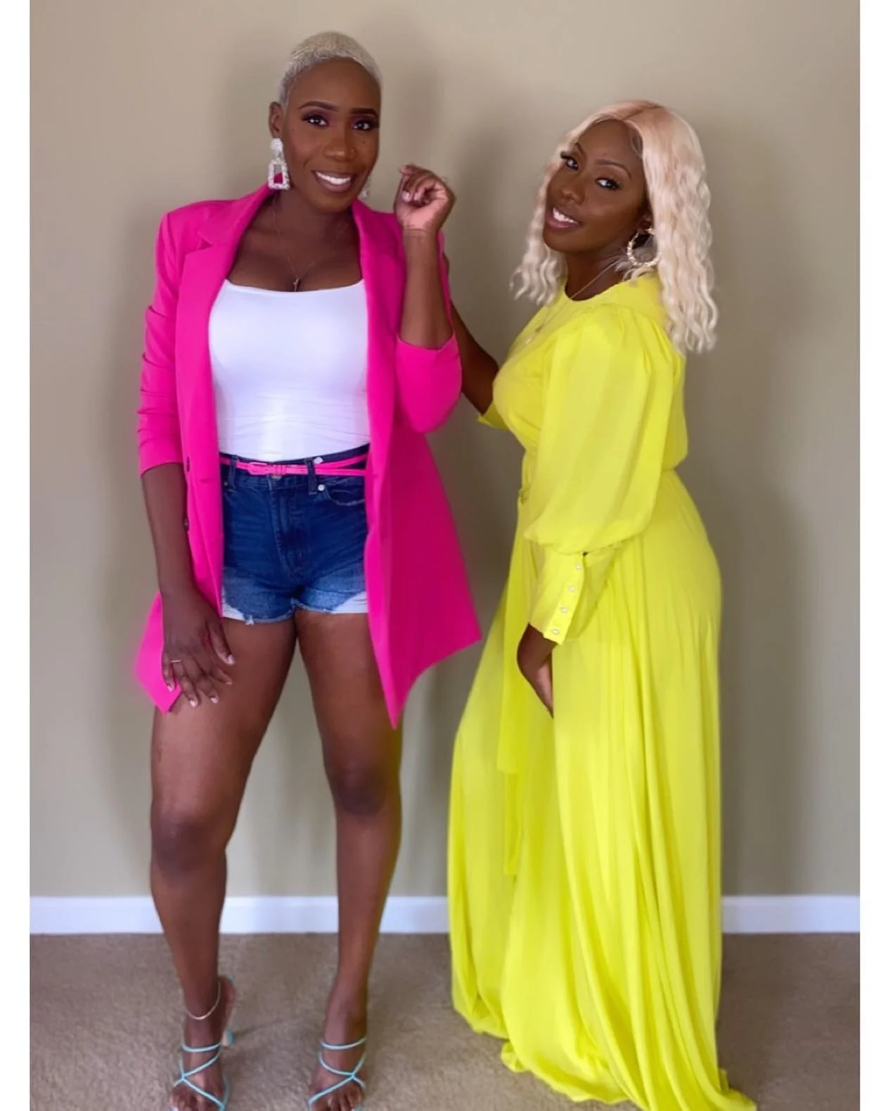 Wishing Queen B and her sister A Happy Birthday!!🎂 @moldingmindsccc