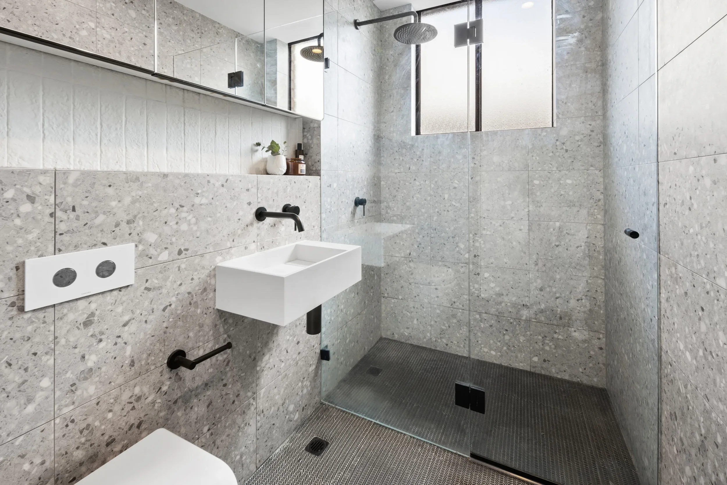 Bathrooms & Laundries