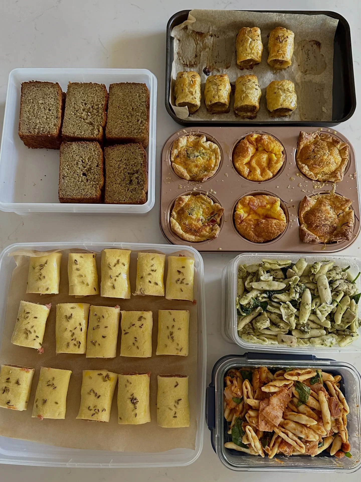 Here’s why I love the Thermomix® lifestyle! A couple of hours, a few simple ingredients, and our lunches and snacks are sorted for the week ahead.
Banana bread: a Cookidoo® recipe that helped me use up brown bananas and some mango kefir