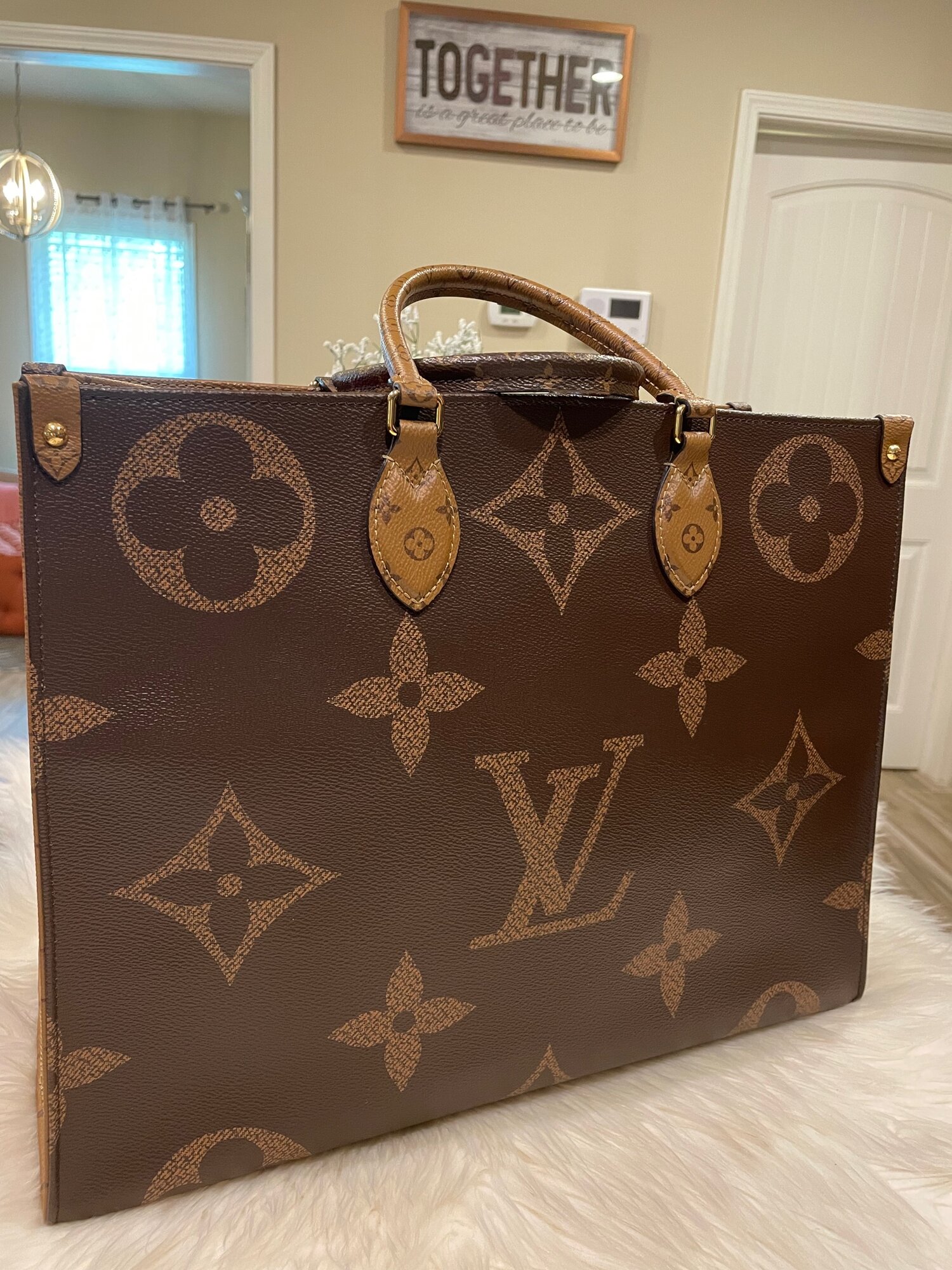 Louis Vuitton Neverfull Mm — Lavish Resale Gulf Coast