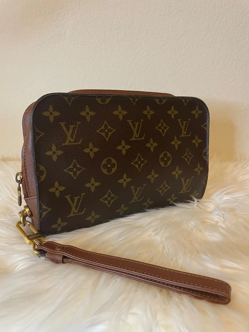 Louis Vuitton Classic Orsay Clutch Bag Pouchette w/ Wrist Strap