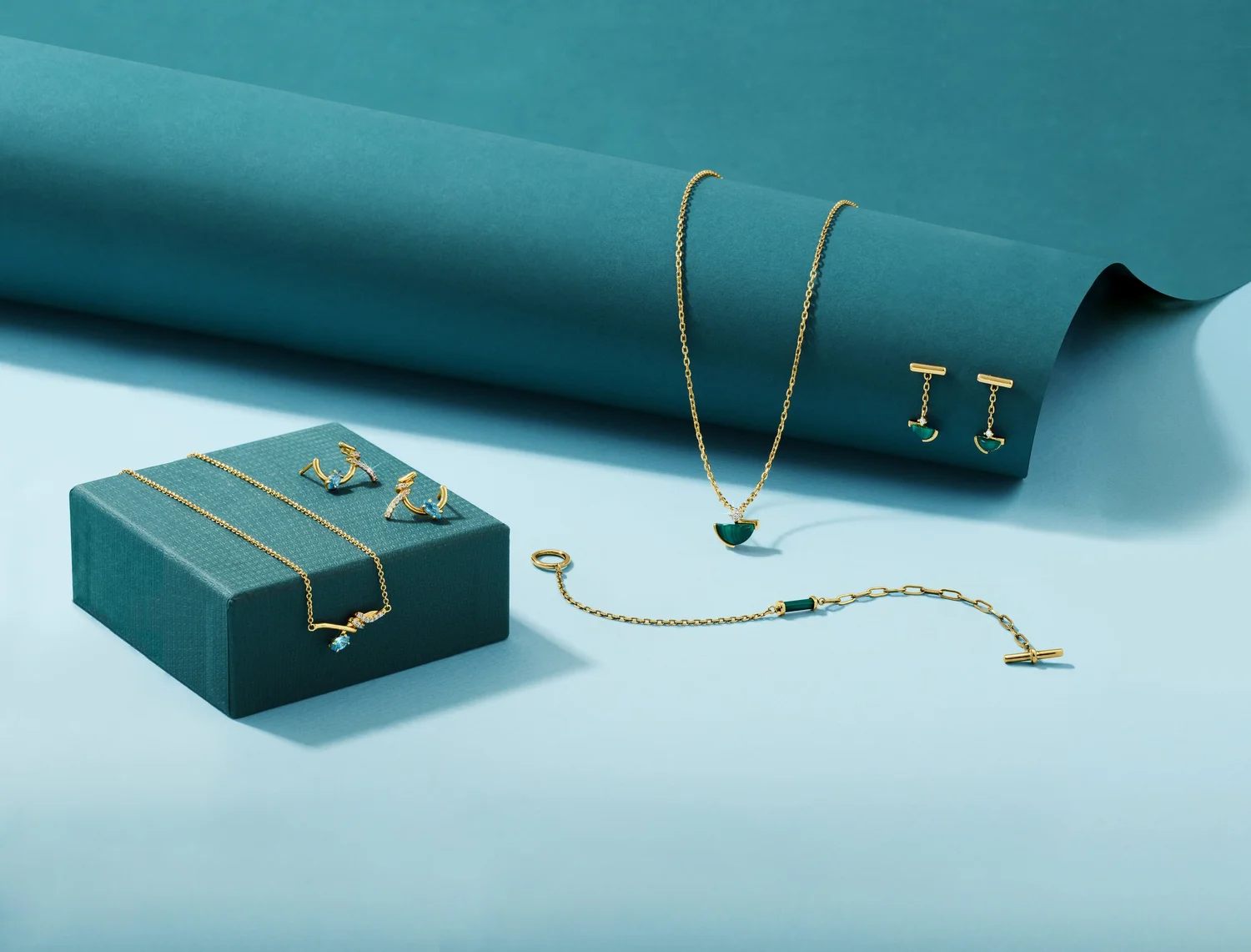 Regal Rooms Jewelry