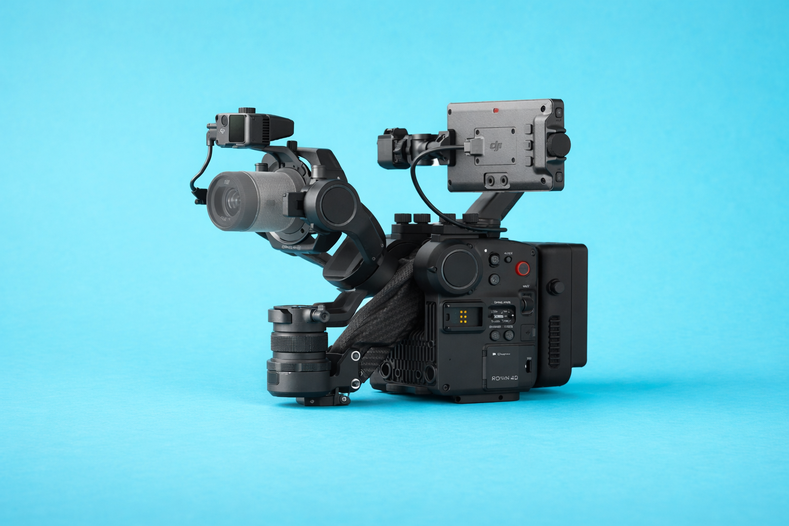 DJI Ronin 4D (6K) Kit with Remote 7" Monitor