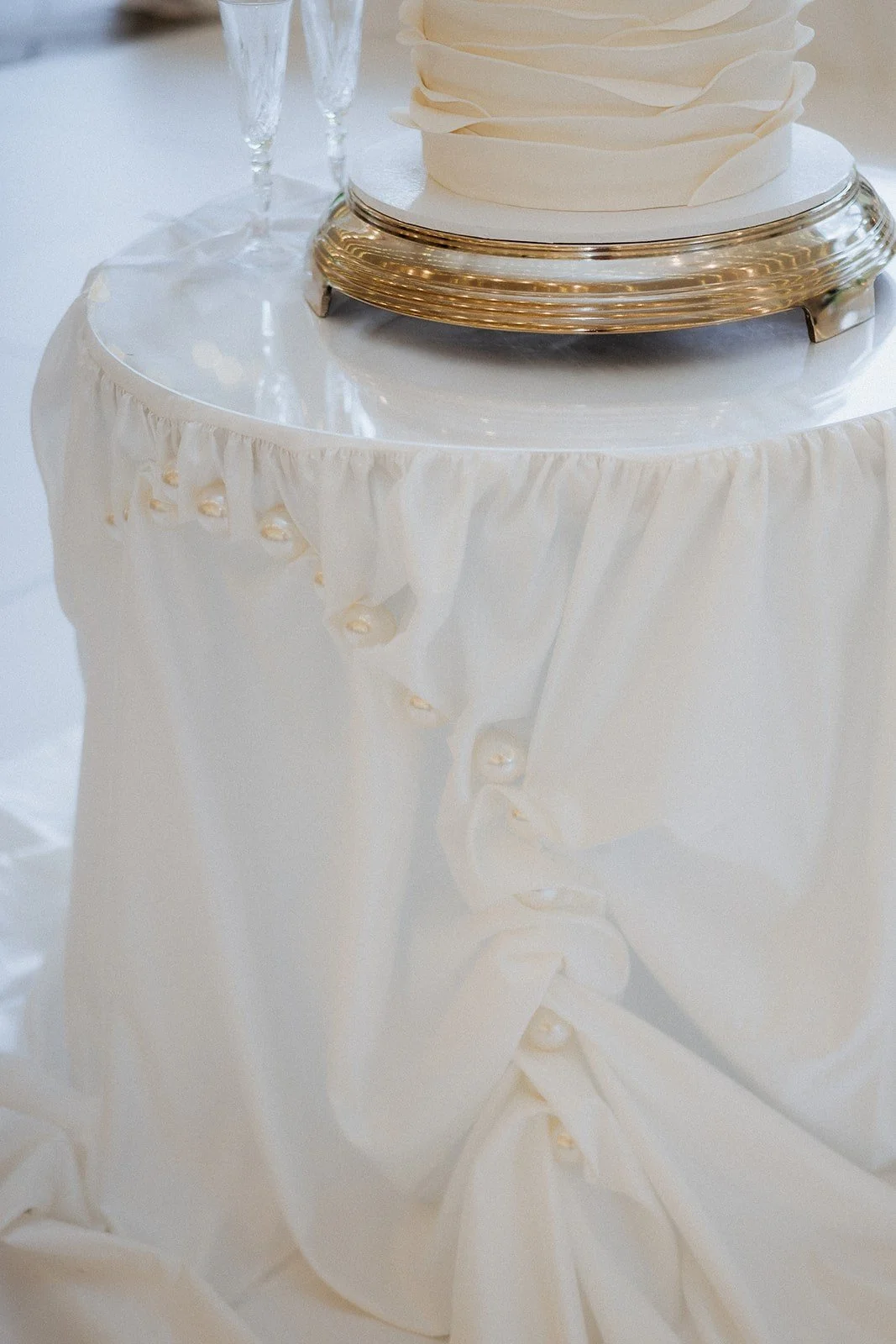 Couture pearl cake tablecloth
